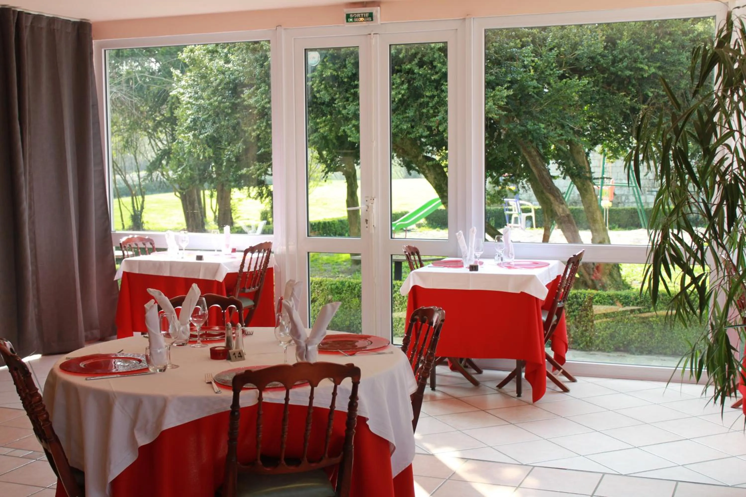 Restaurant/places to eat in Le Clos De Mutigny