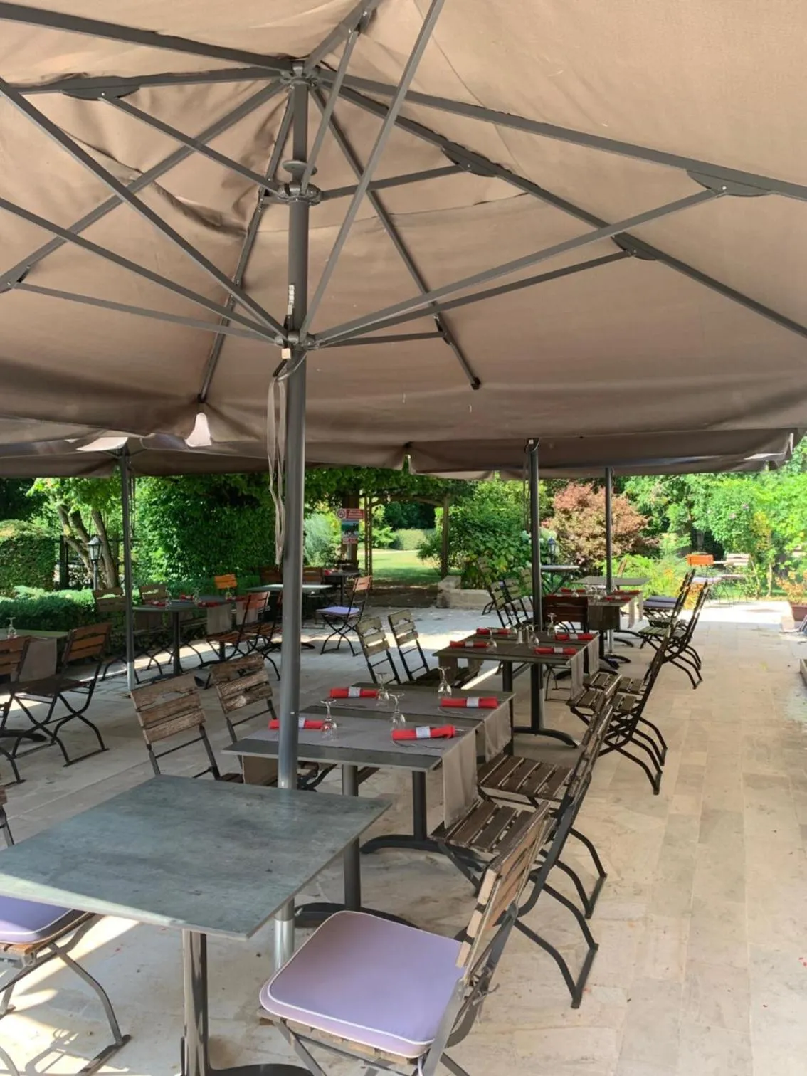 Restaurant/places to eat in Le Clos De Mutigny