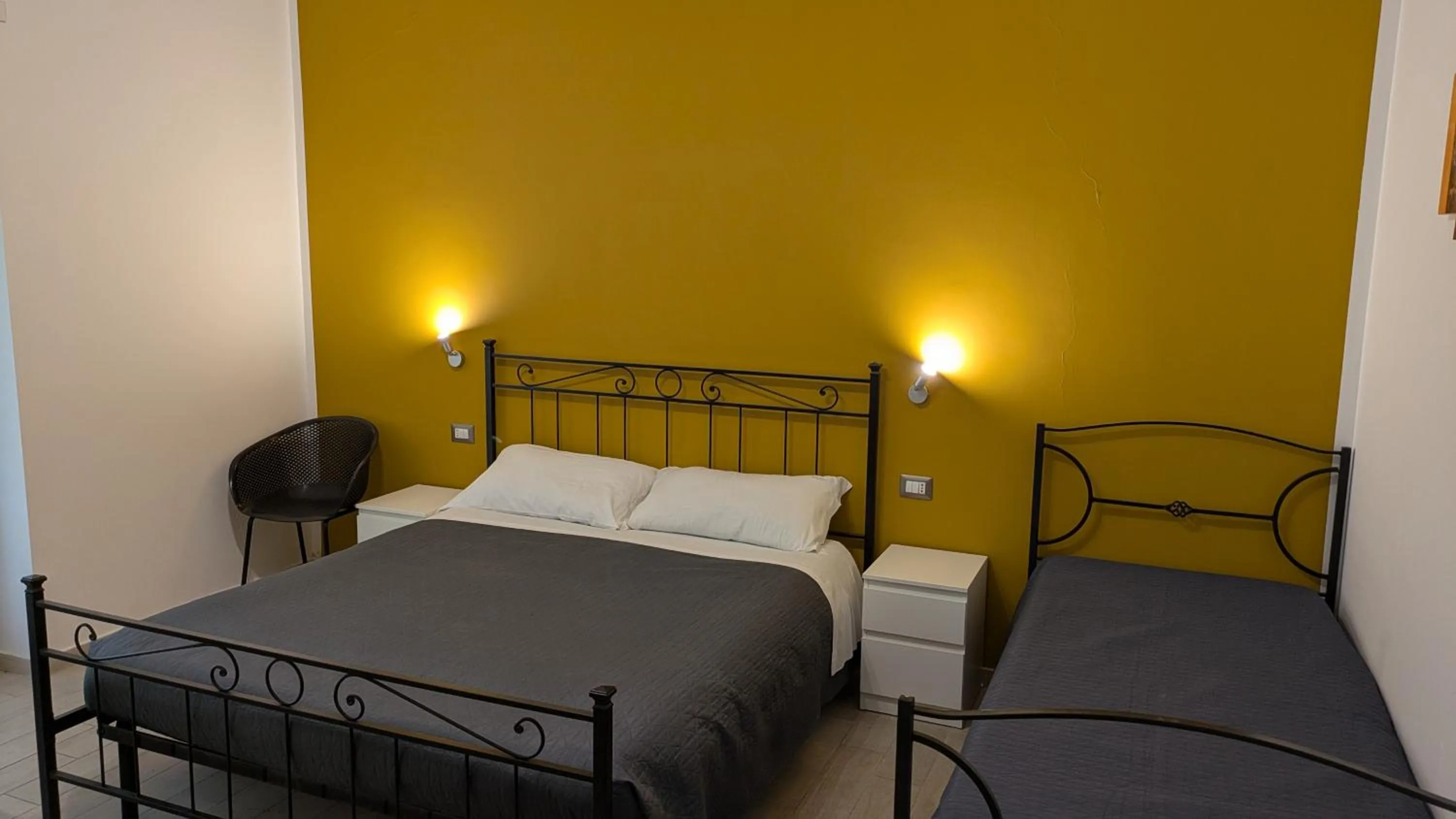 Bed in Bonsai Bed & Breakfast