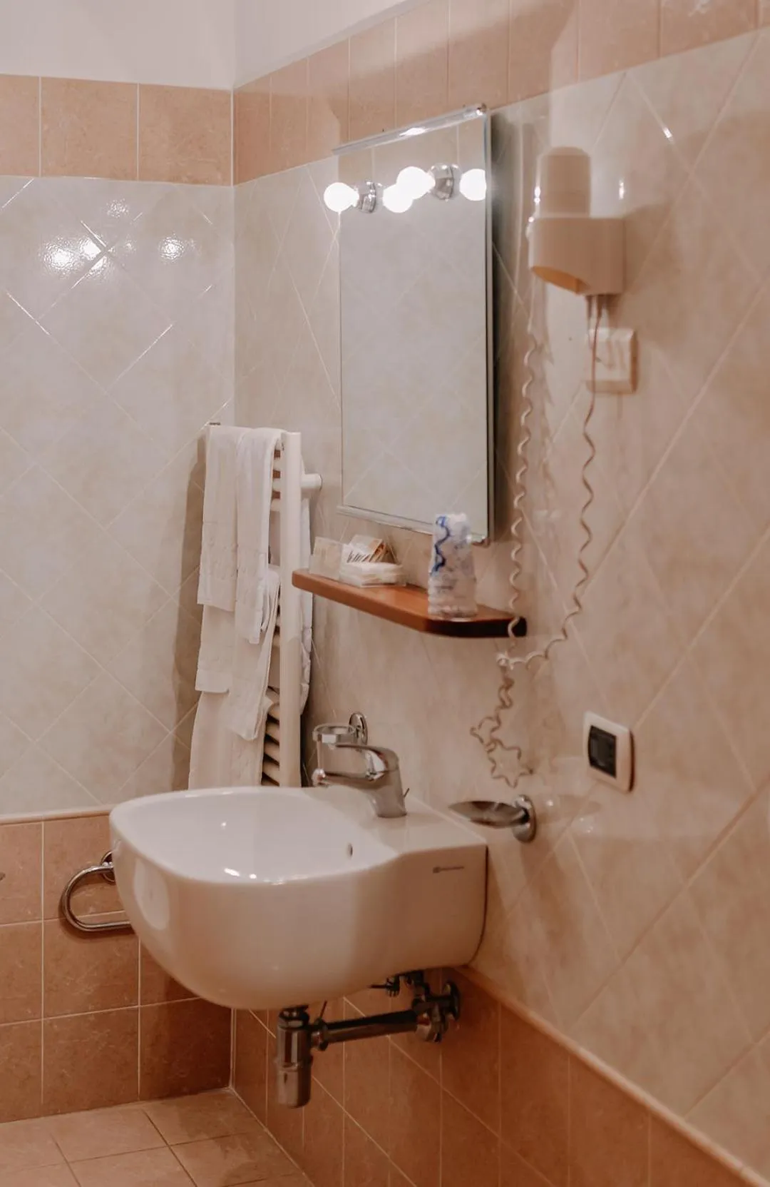 Shower in San Raffaele Hotel Restaurant & Resort
