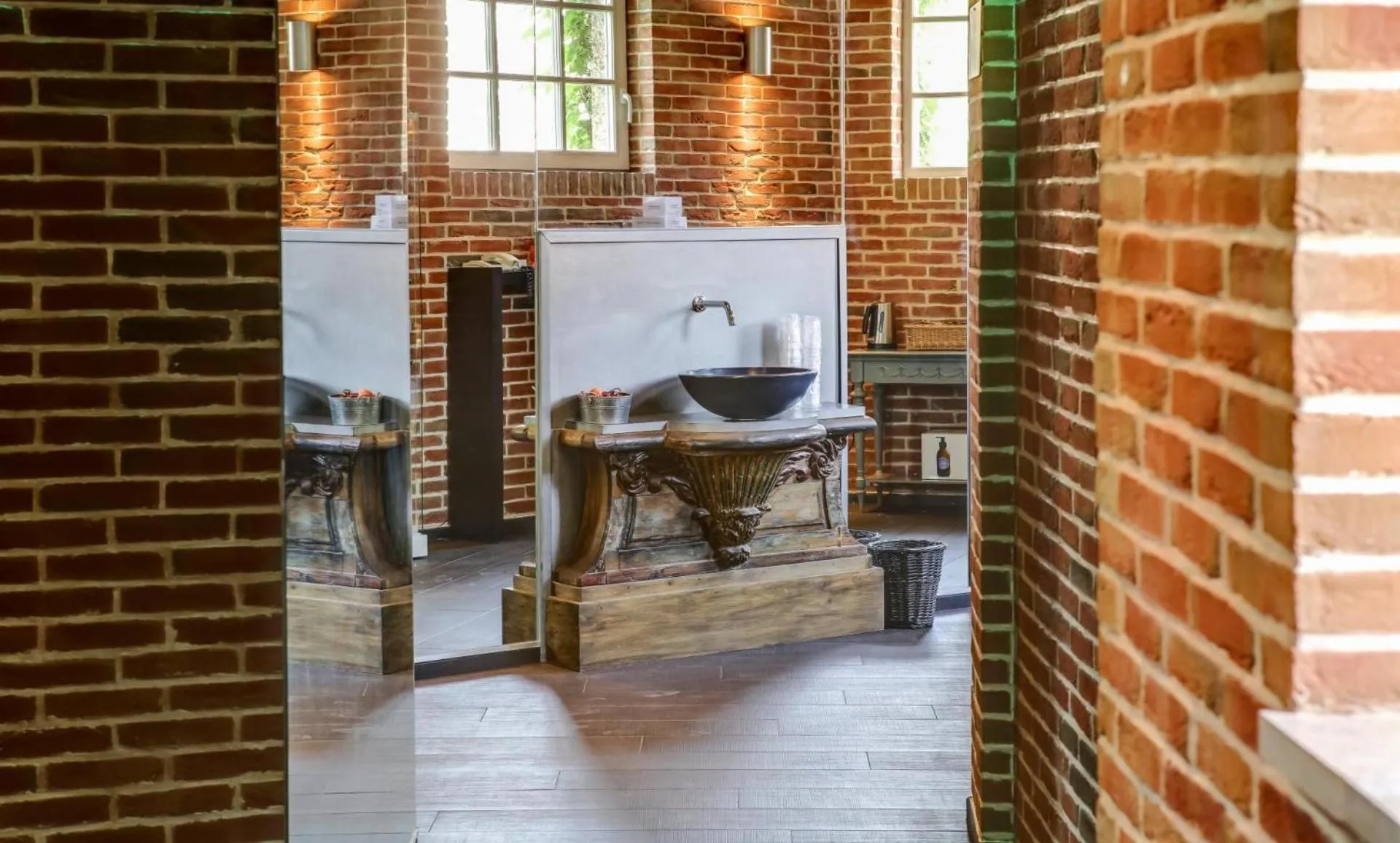 Spa and wellness centre/facilities in Le Château d'Etoges - Champagne