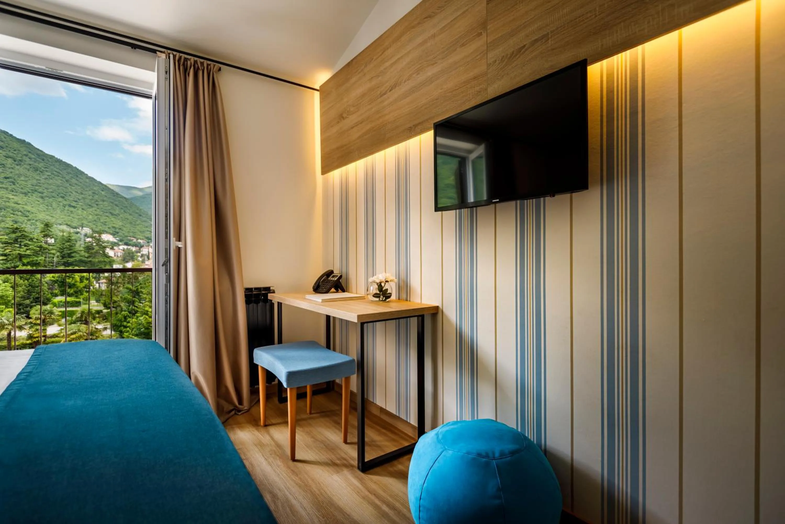 Bedroom in Hotel Mediteran - by Liburnia Hotels & Villas