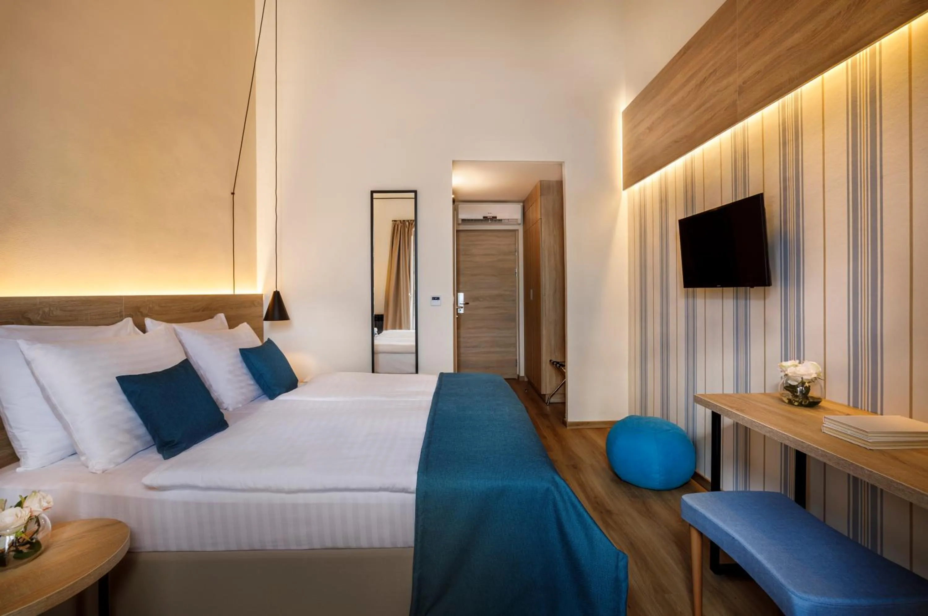 Bedroom, Bed in Hotel Mediteran - by Liburnia Hotels & Villas