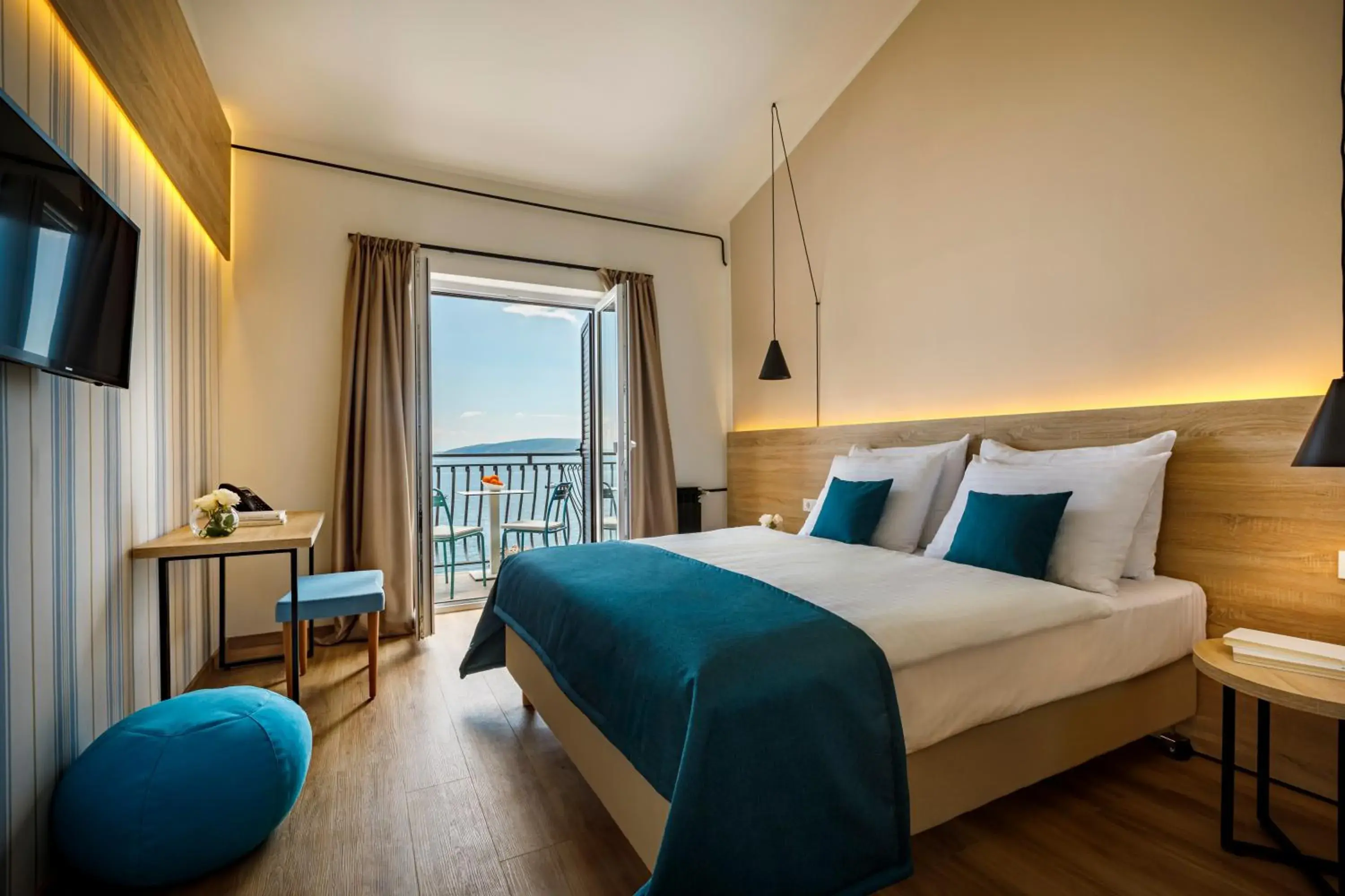 Superior Twin Room with Sea View - single occupancy in Hotel Mediteran - Liburnia Superior Twin Room with Sea View - single occupancy in Hotel Mediteran - Liburnia