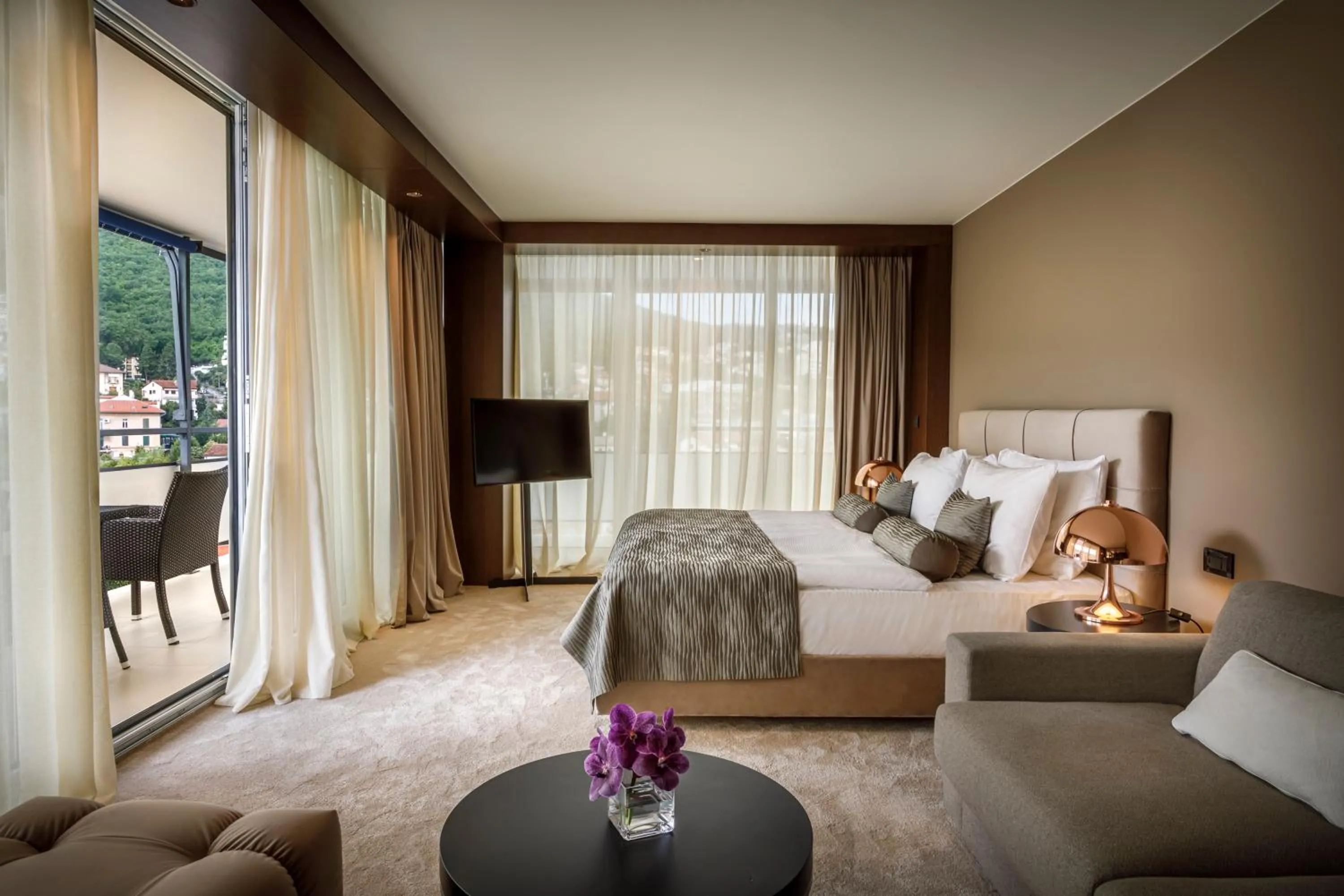 Bed in Hotel Ambasador - by Liburnia Hotels & Villas