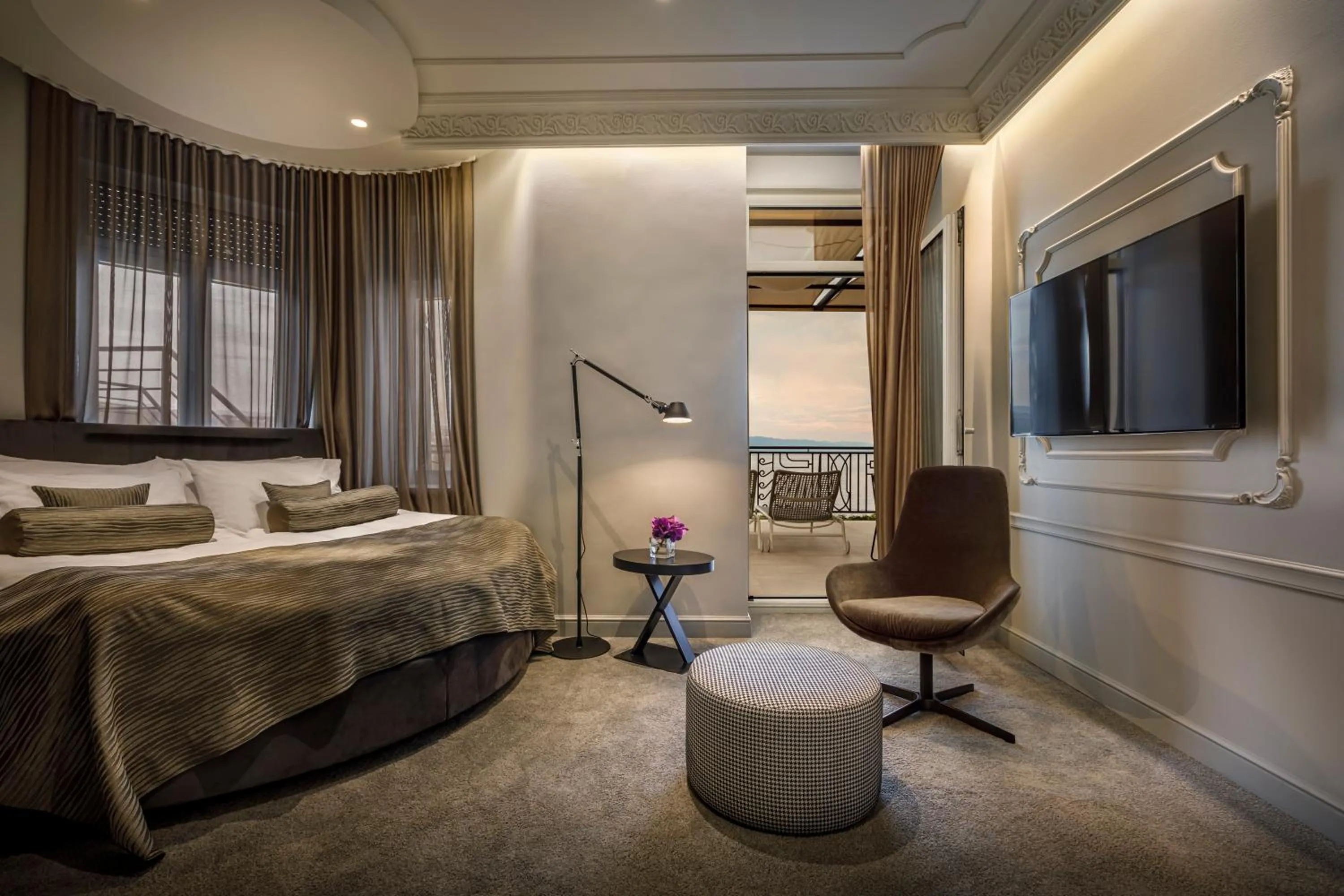 Bed in Hotel Ambasador - by Liburnia Hotels & Villas