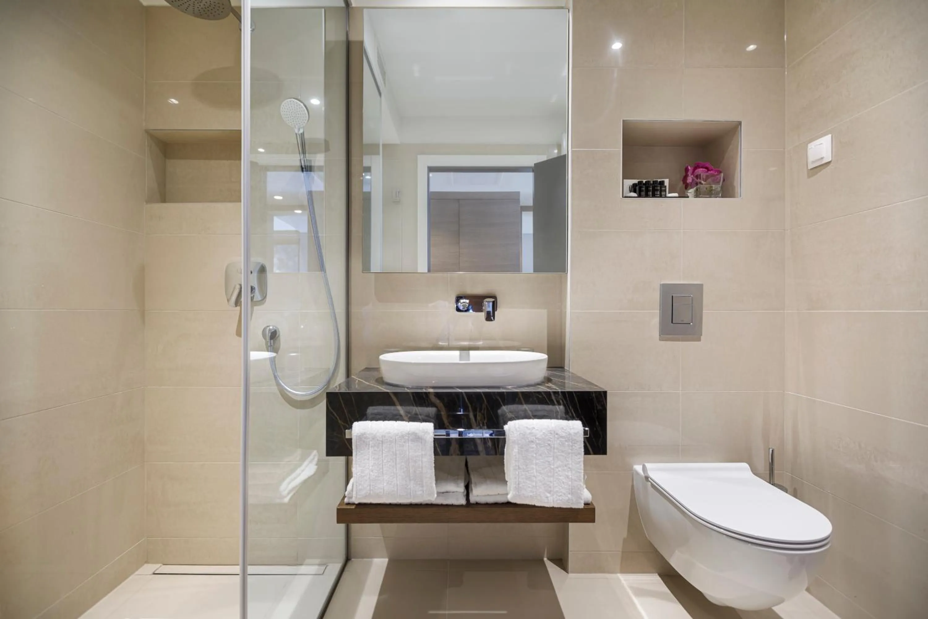 Bathroom in Hotel Ambasador - by Liburnia Hotels & Villas