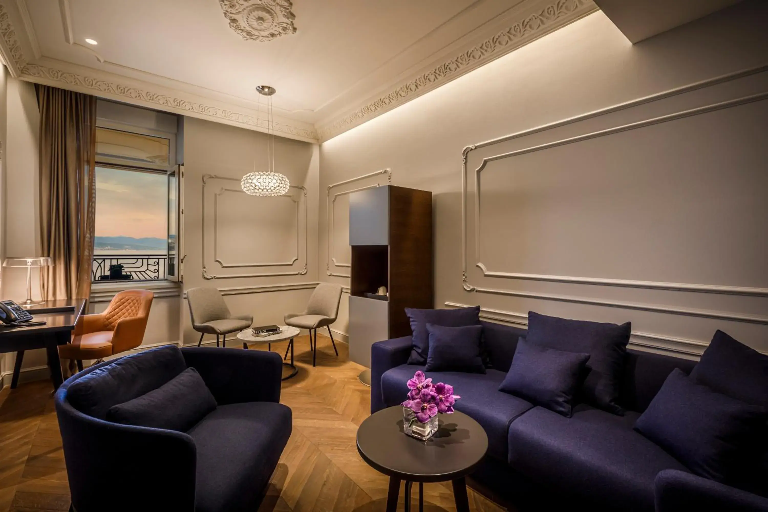 Suite with Hot Tub in Hotel Ambasador - by Liburnia Hotels & Villas Suite with Hot Tub in Hotel Ambasador - by Liburnia Hotels & Villas