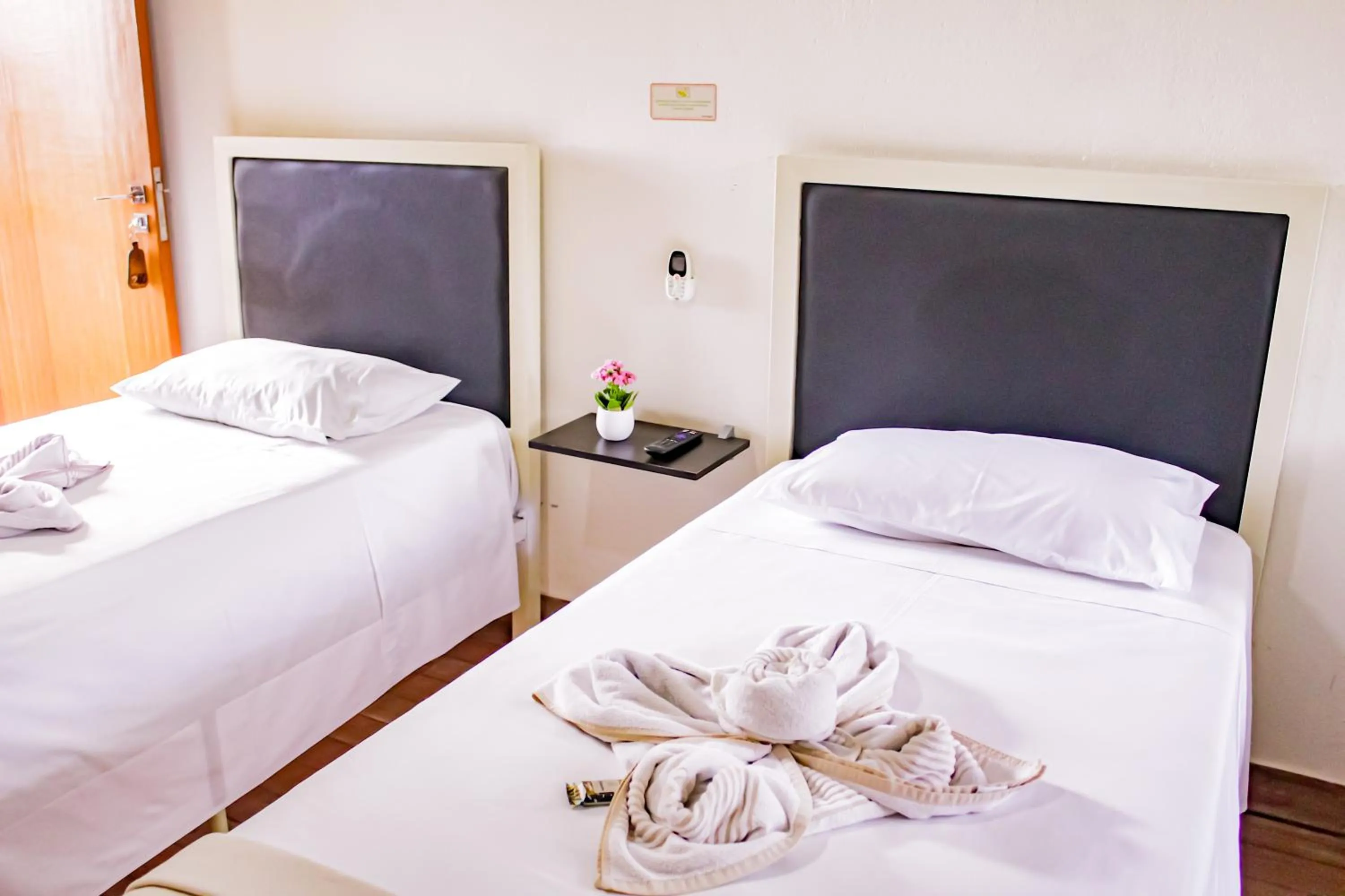 Bed in Hotel Primavera Betim