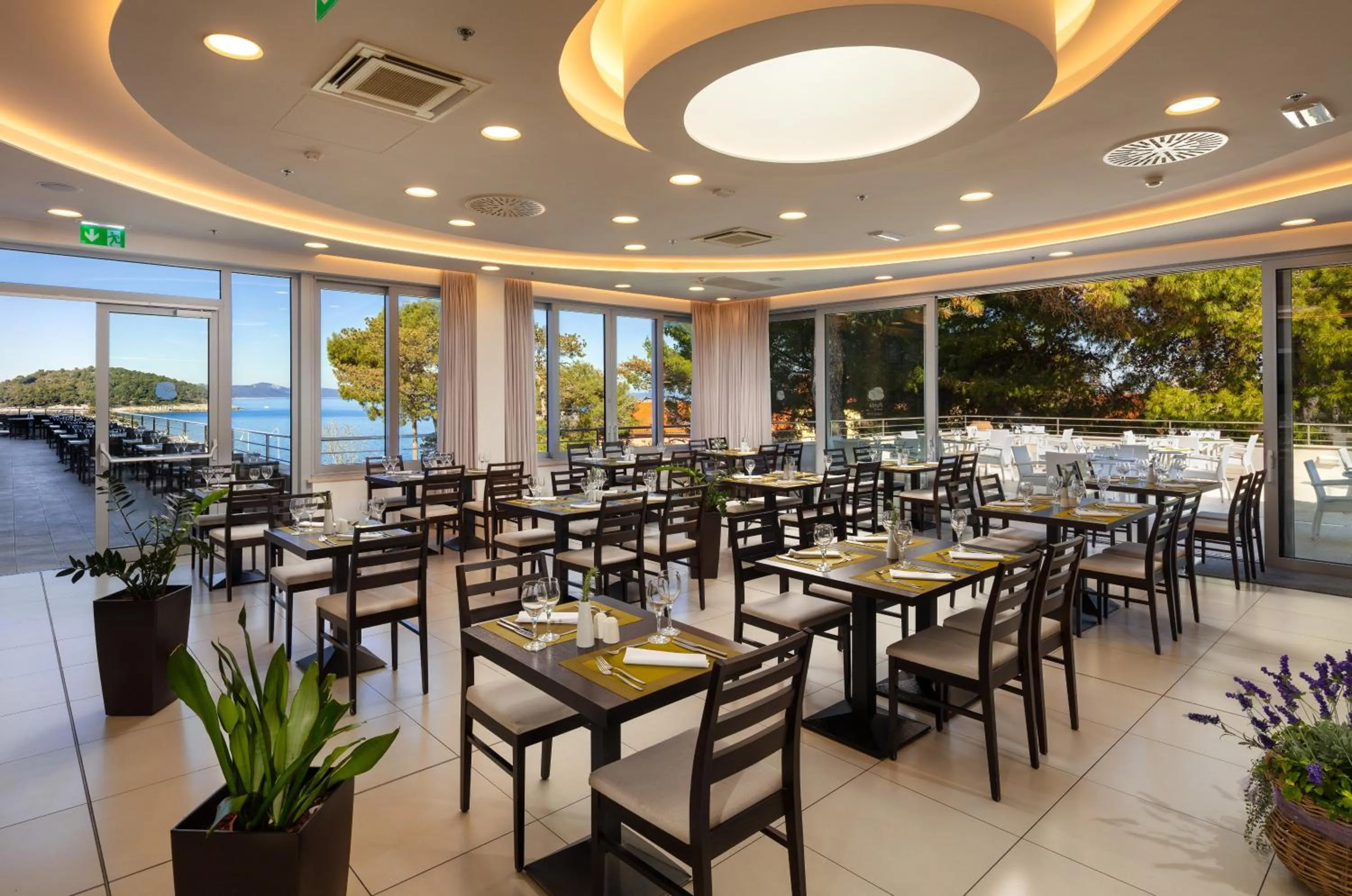 Restaurant/places to eat in Vitality Hotel Punta