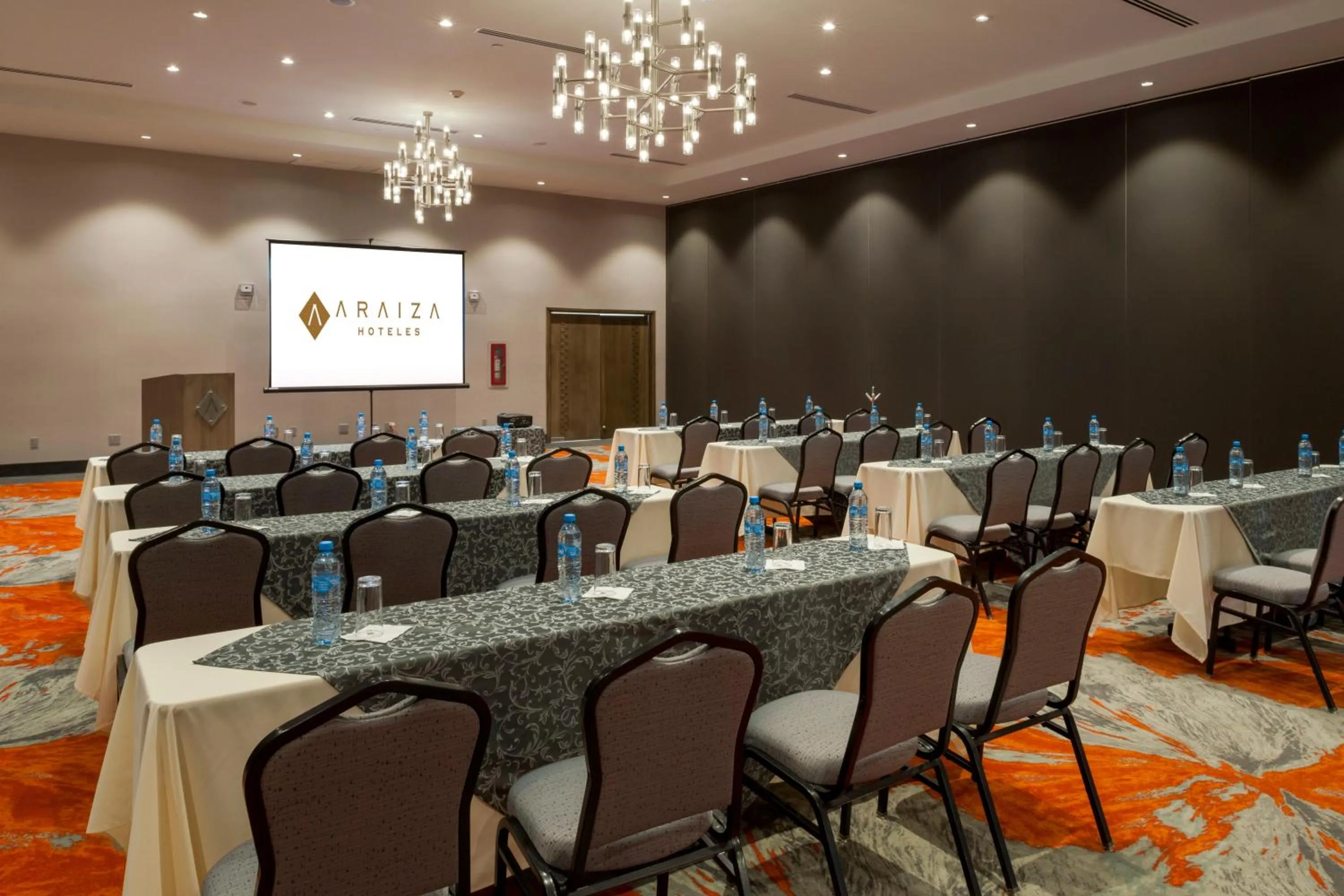 Meeting/conference room in Hotel Araiza San Luis R.C.