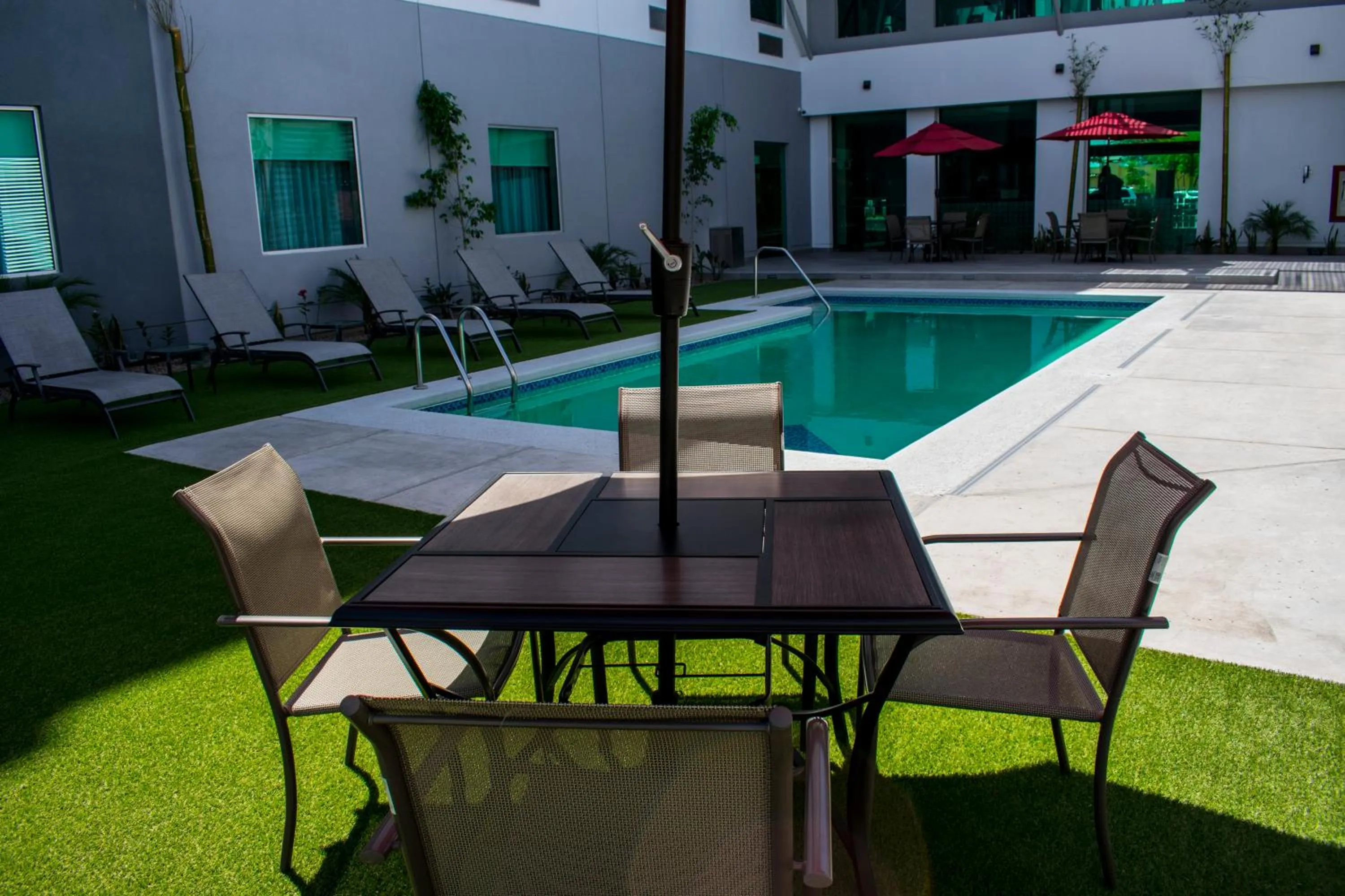 Swimming pool in Hotel Araiza San Luis R.C.