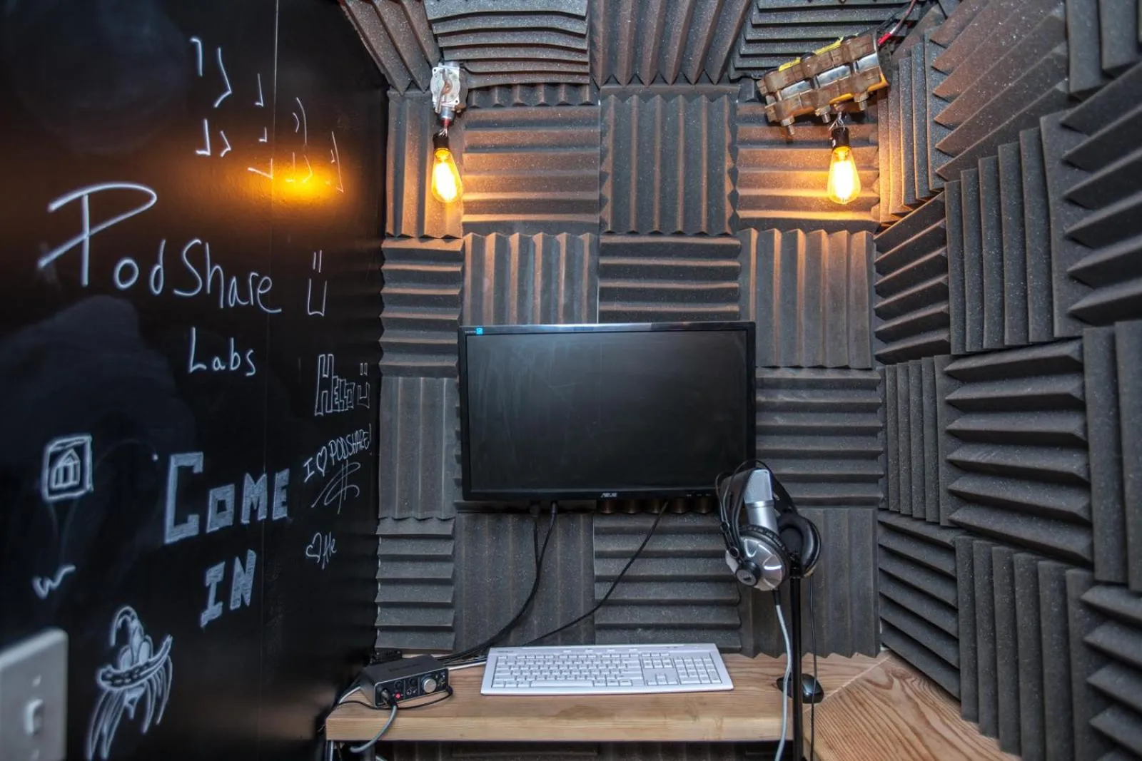 Other in PodShare Hollywood