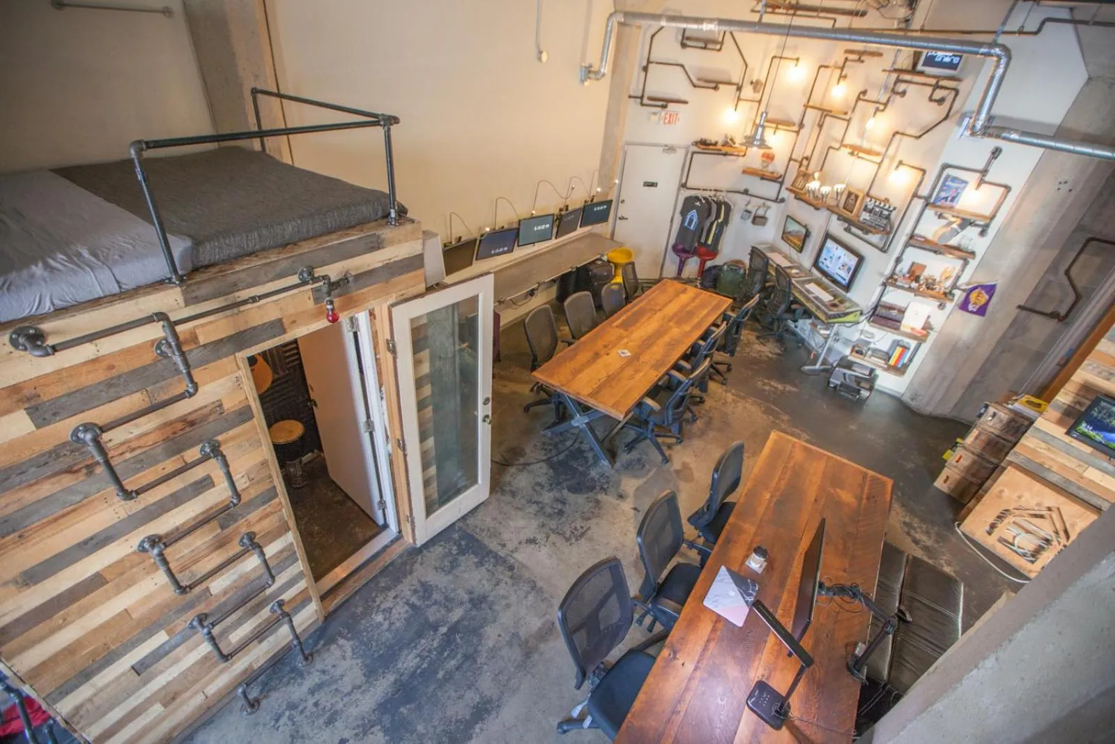 Seating area in PodShare Hollywood