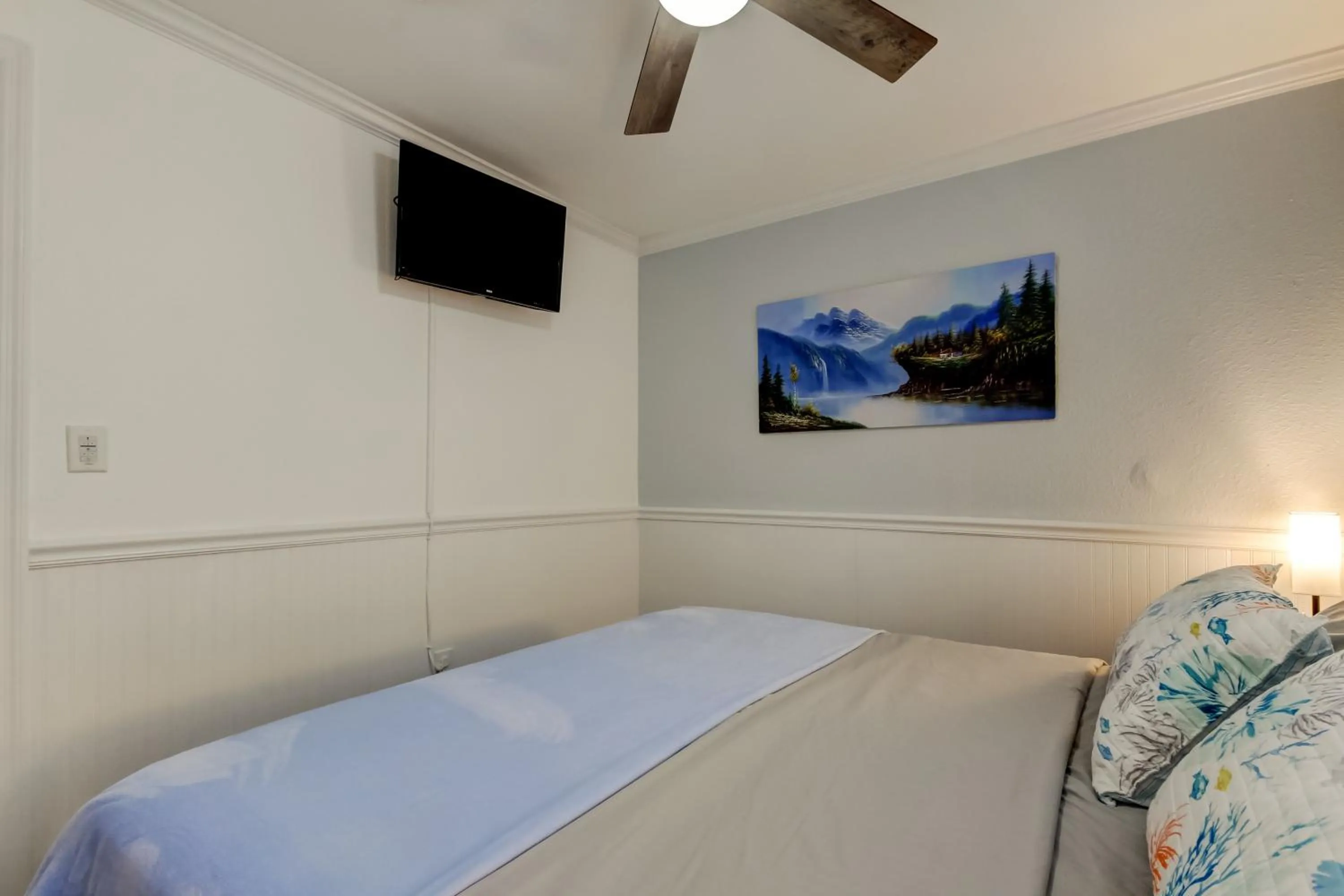 Bed in Carousel Suites -Redington Shores