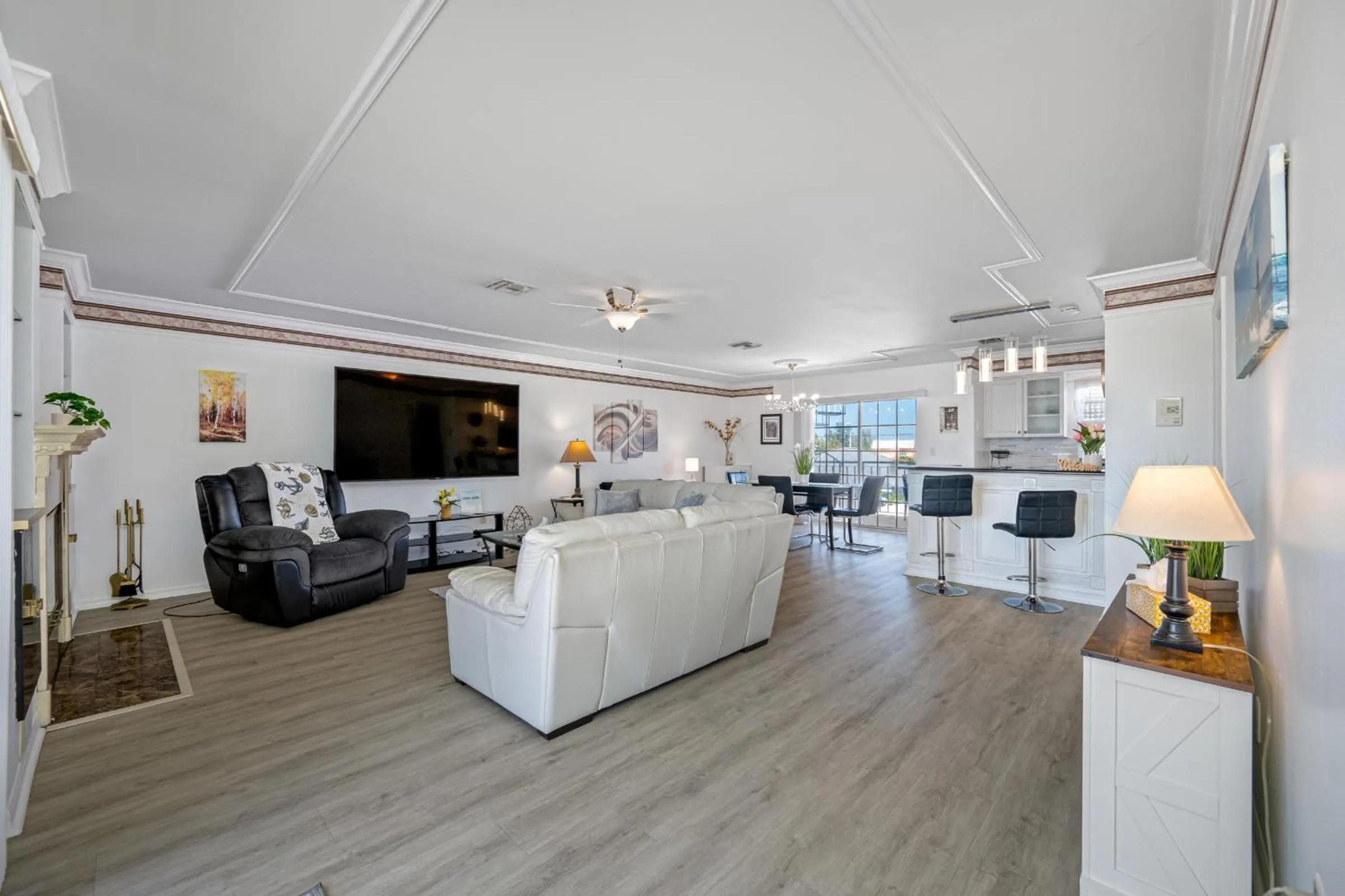 Carousel Suites -Redington Shores