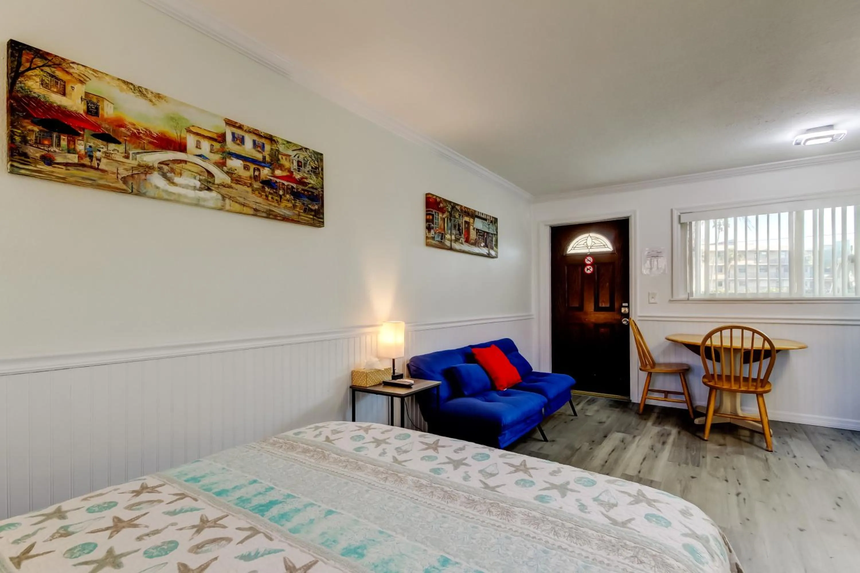 Bed in Carousel Suites -Redington Shores
