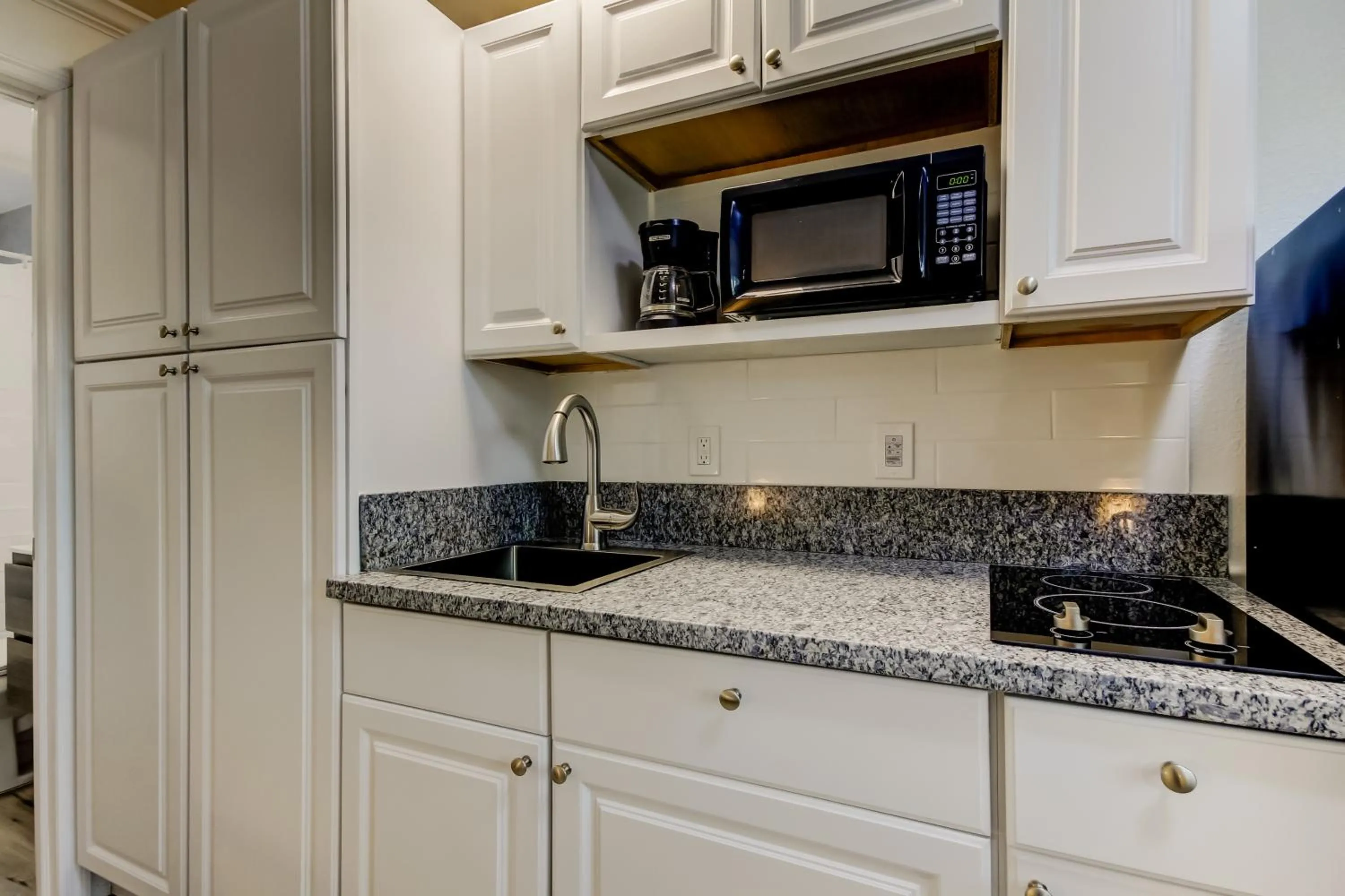 Carousel Suites -Redington Shores