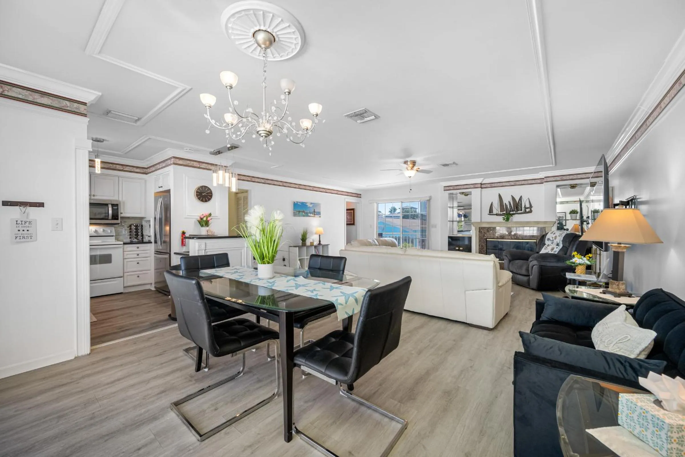 Carousel Suites -Redington Shores