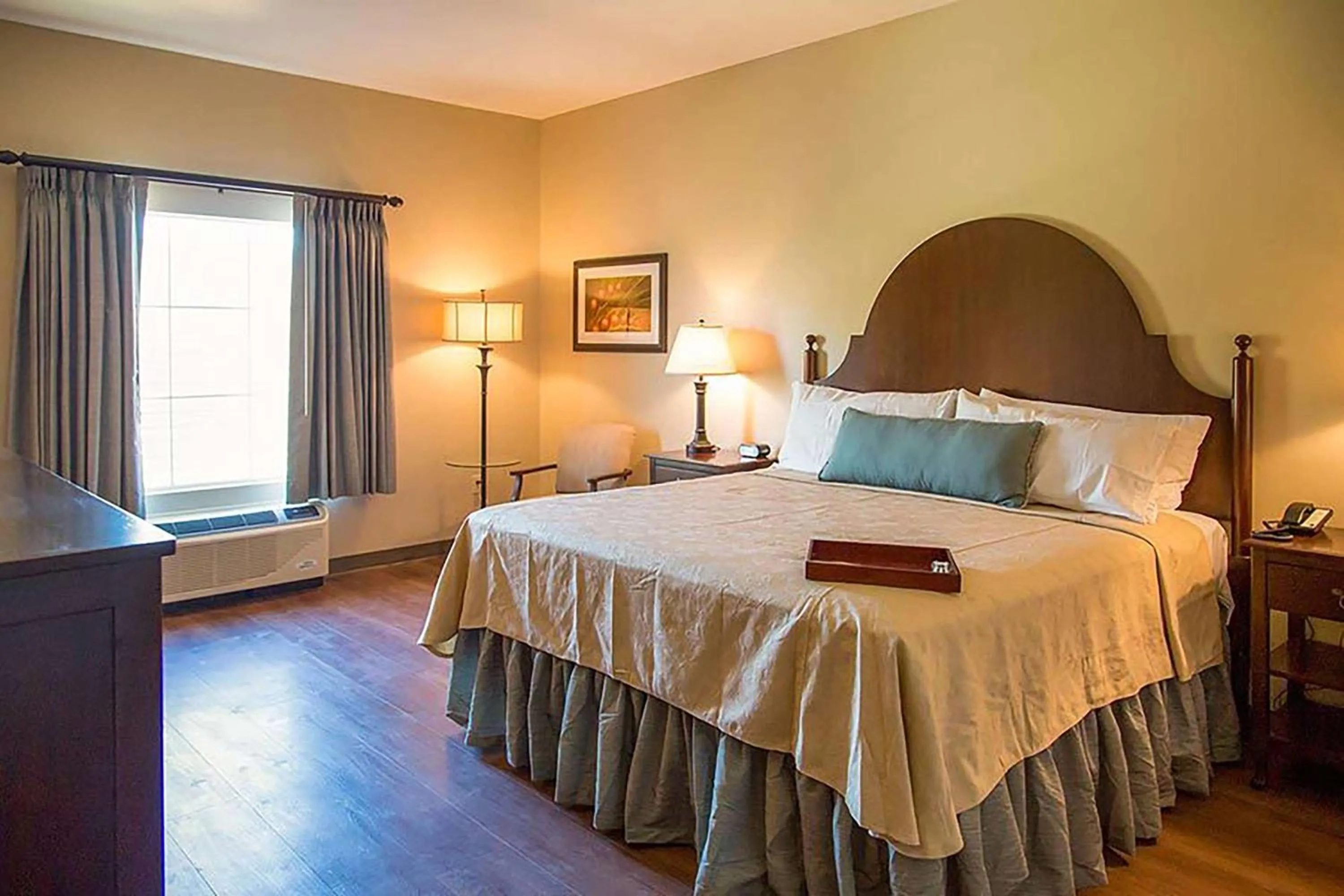 Photo of the whole room, Bed in Chateau Saint Denis Hotel