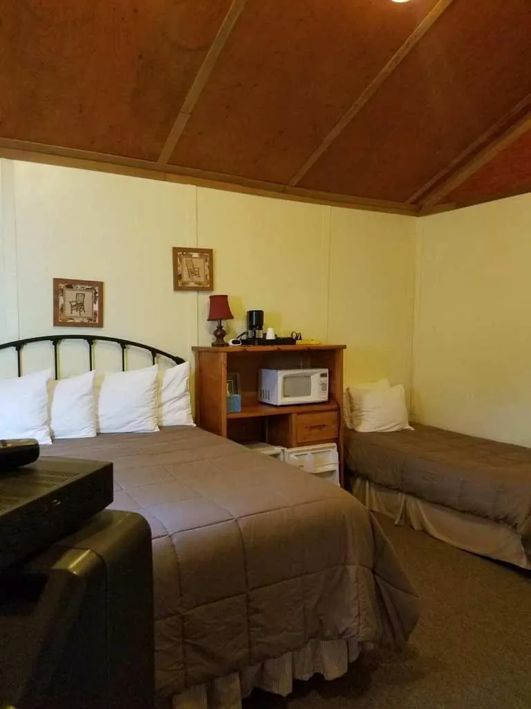 Bed in Exit Glacier Lodge