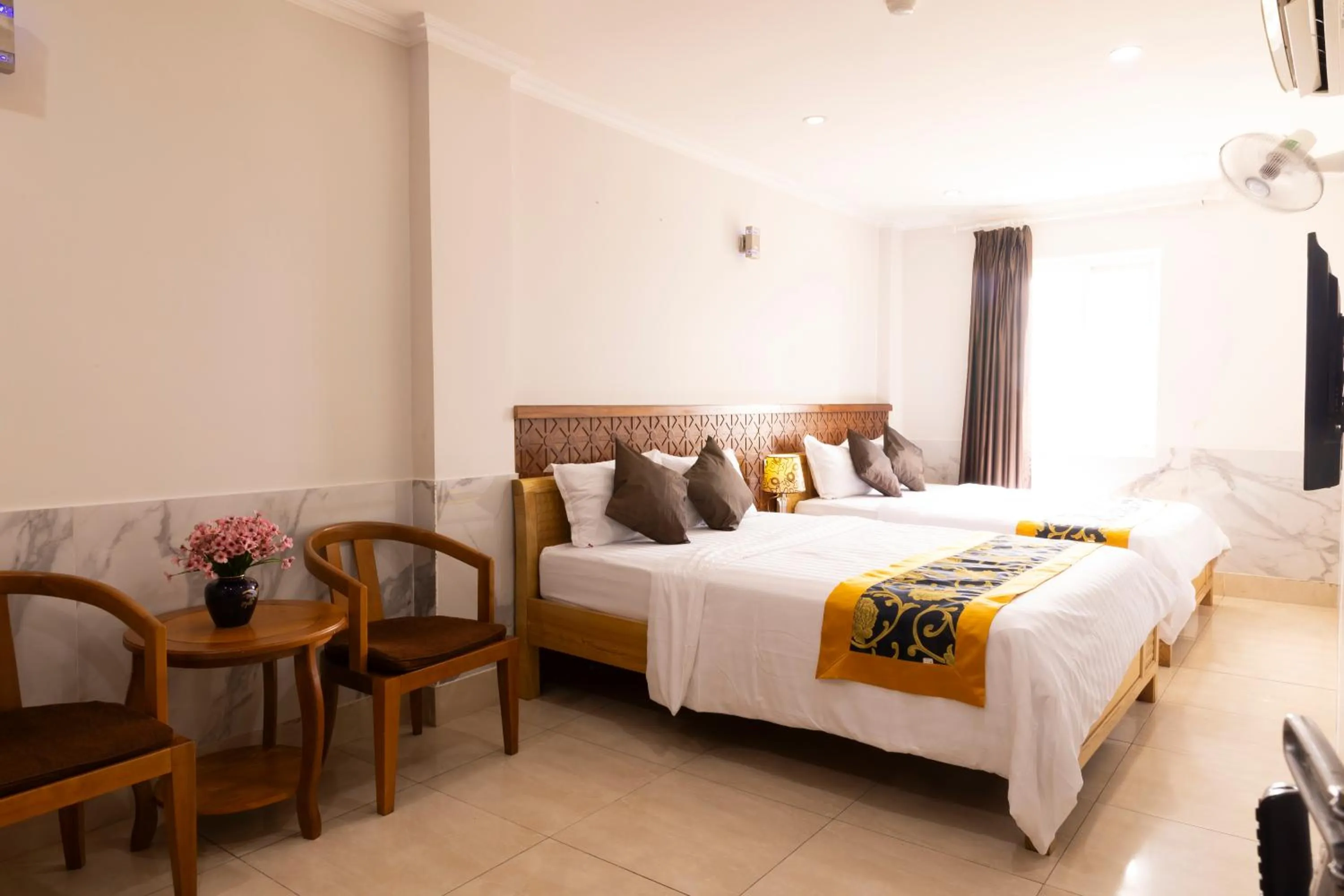 Bed in Atana Airport Hotel