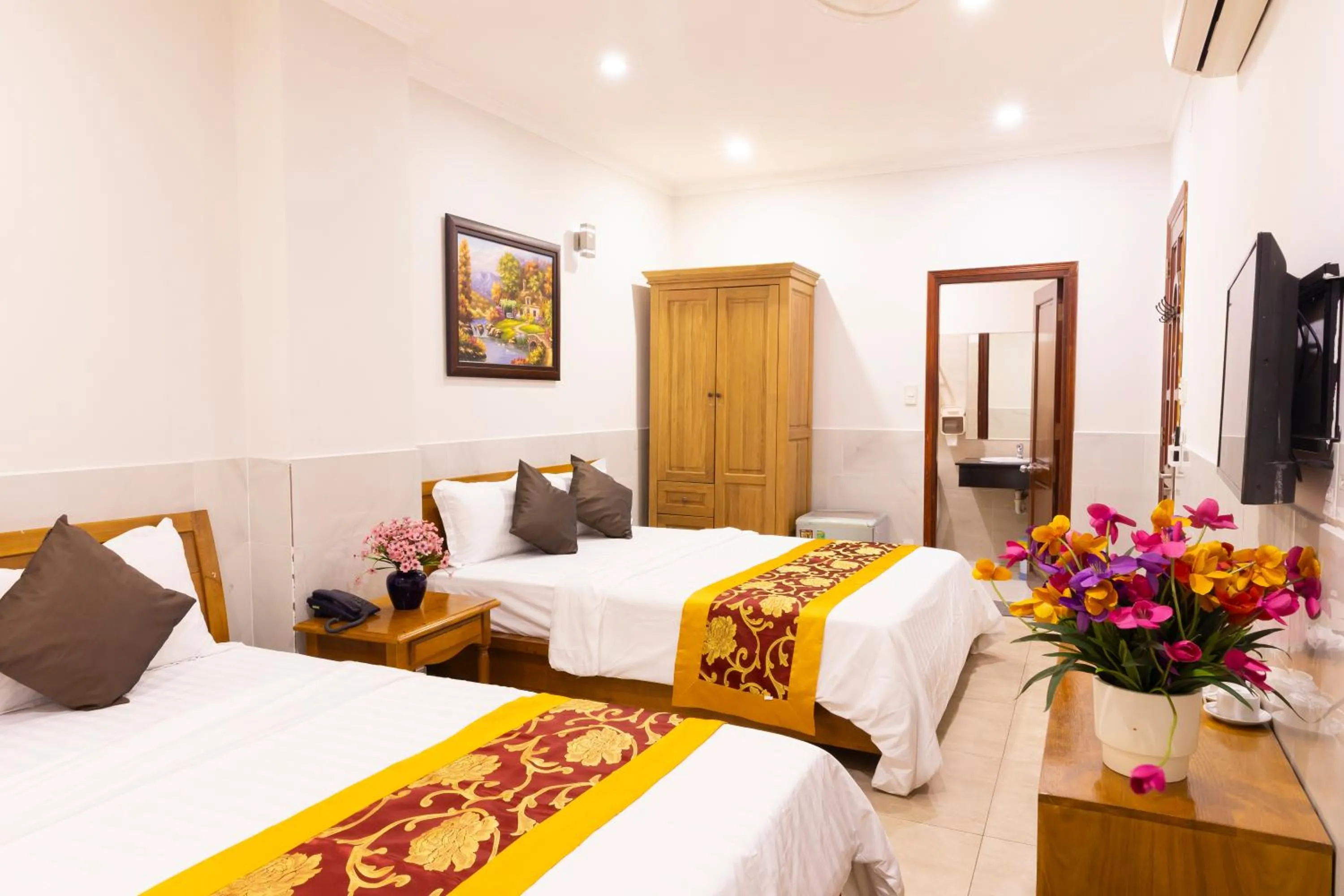 Bed in Atana Airport Hotel