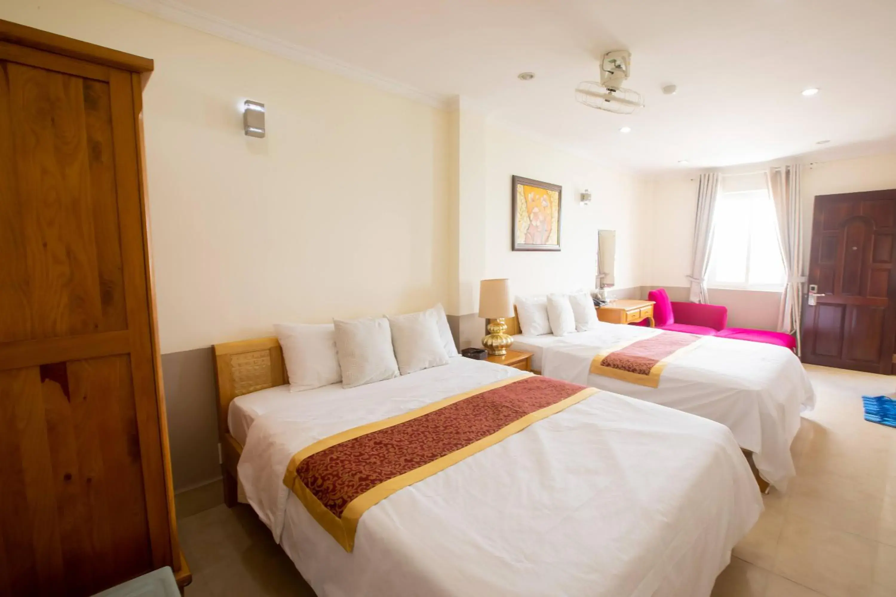 Family Room in Atana Airport Hotel Family Room in Atana Airport Hotel