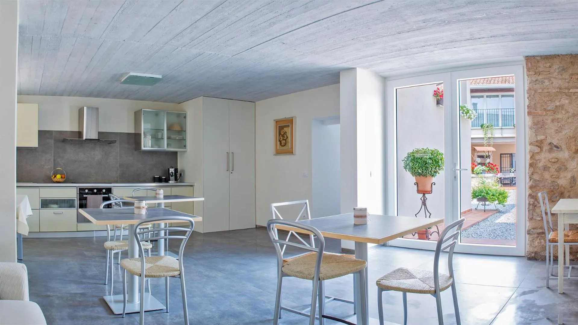 Dining area in Cascina San Martino