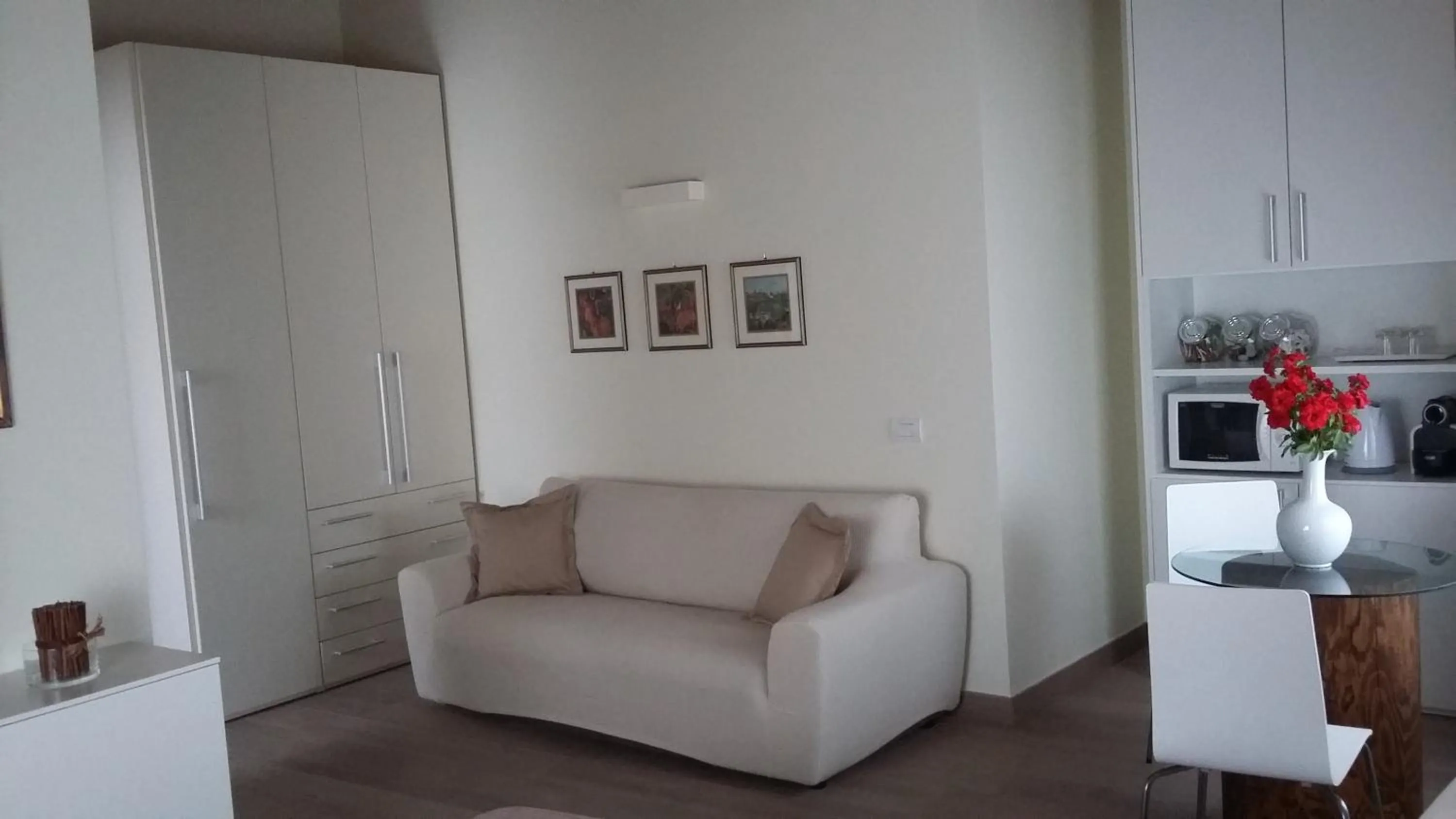 Photo of the whole room in Cascina San Martino