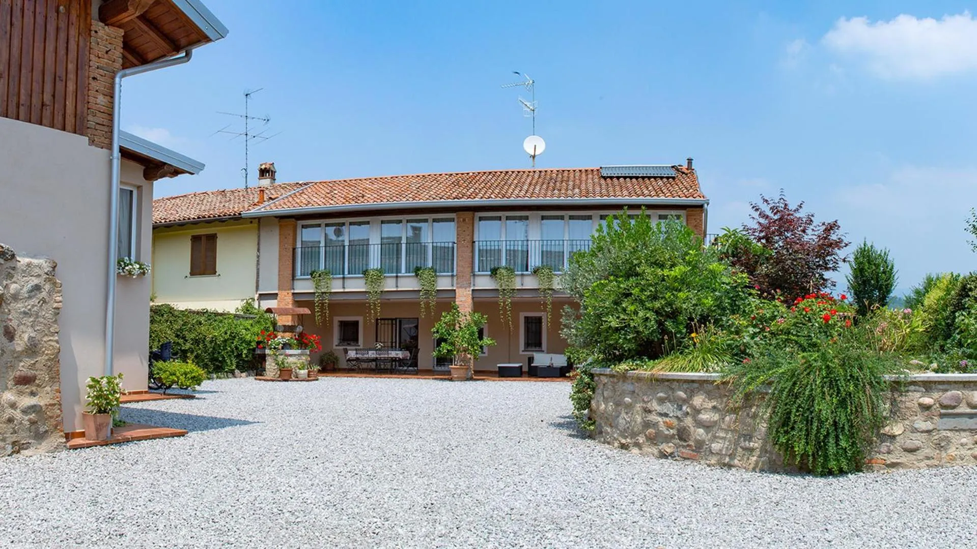 Property building in Cascina San Martino