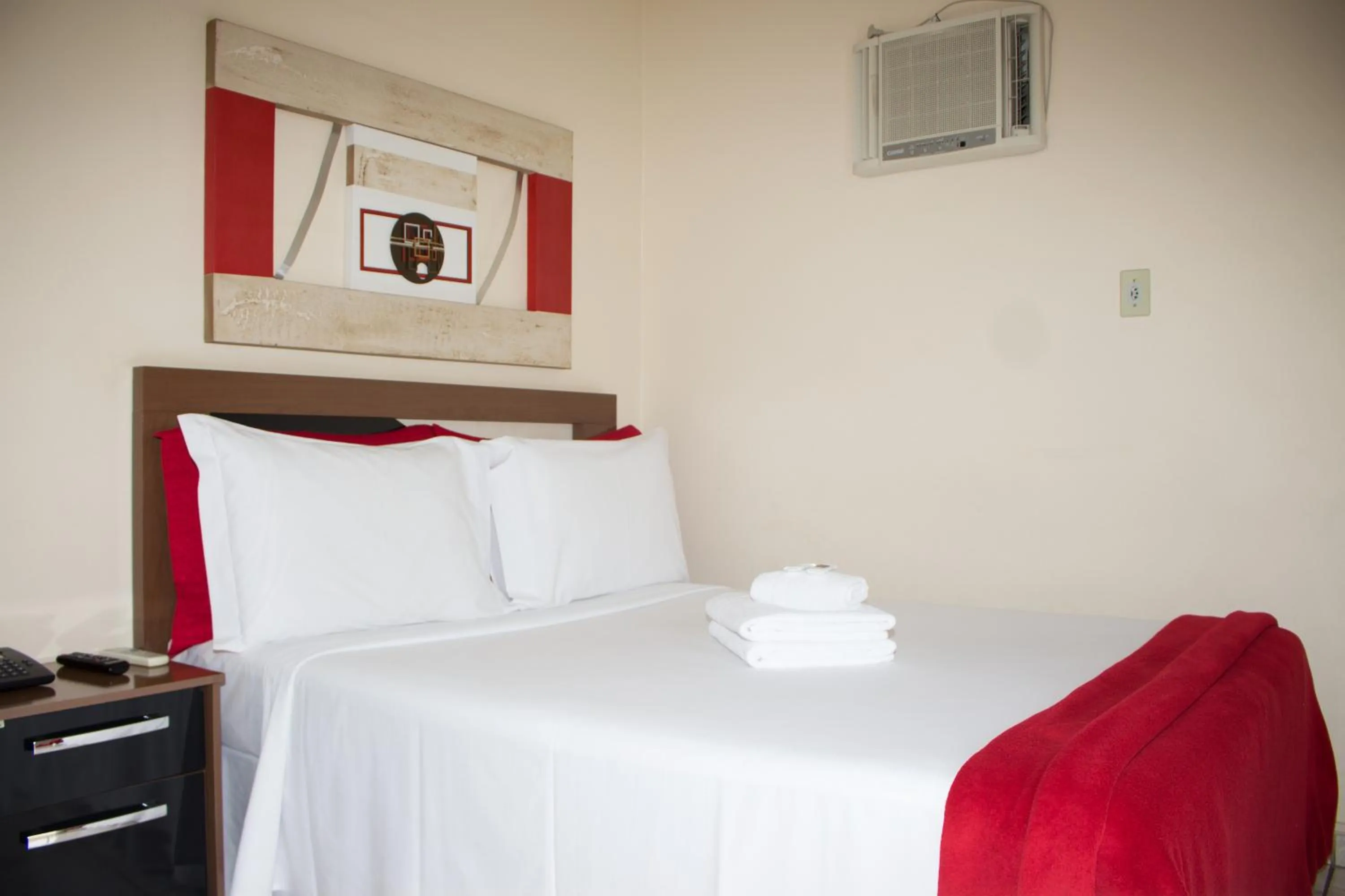 Bed in Gabvini Hotel