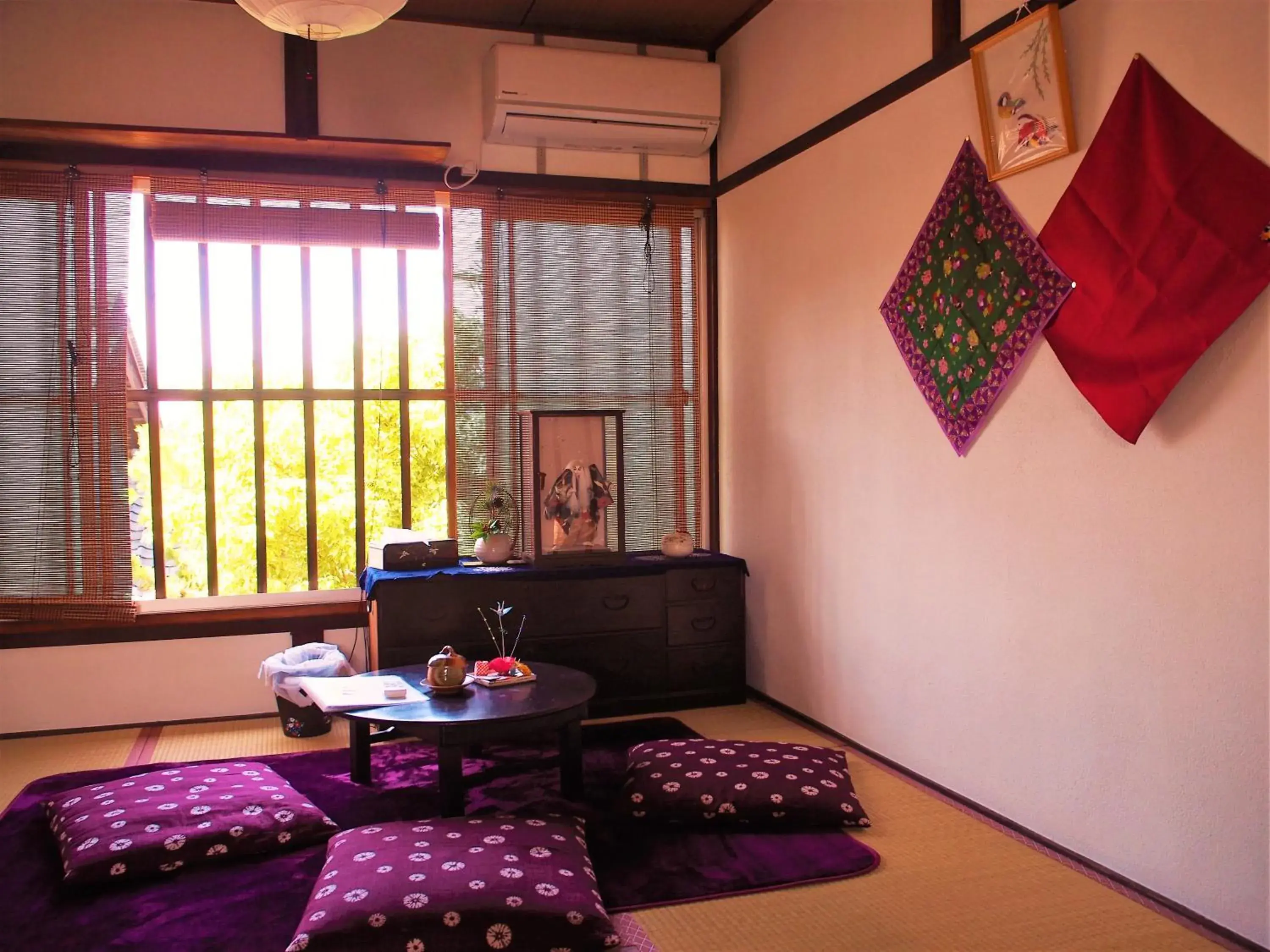 Standard Quadruple Room with Shared Bathroom - single occupancy in Guest House Kominka Nagomi Standard Quadruple Room with Shared Bathroom - single occupancy in Guest House Kominka Nagomi