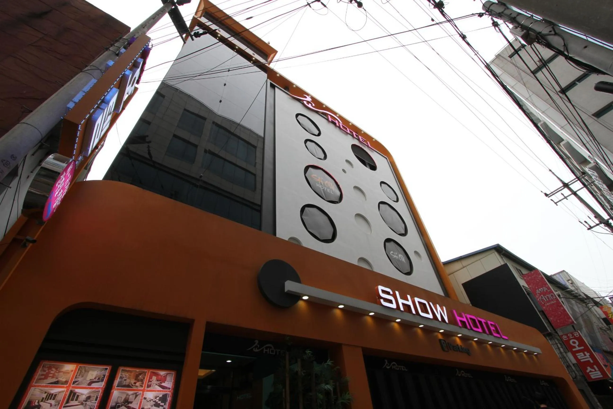 Property building in Show Hotel