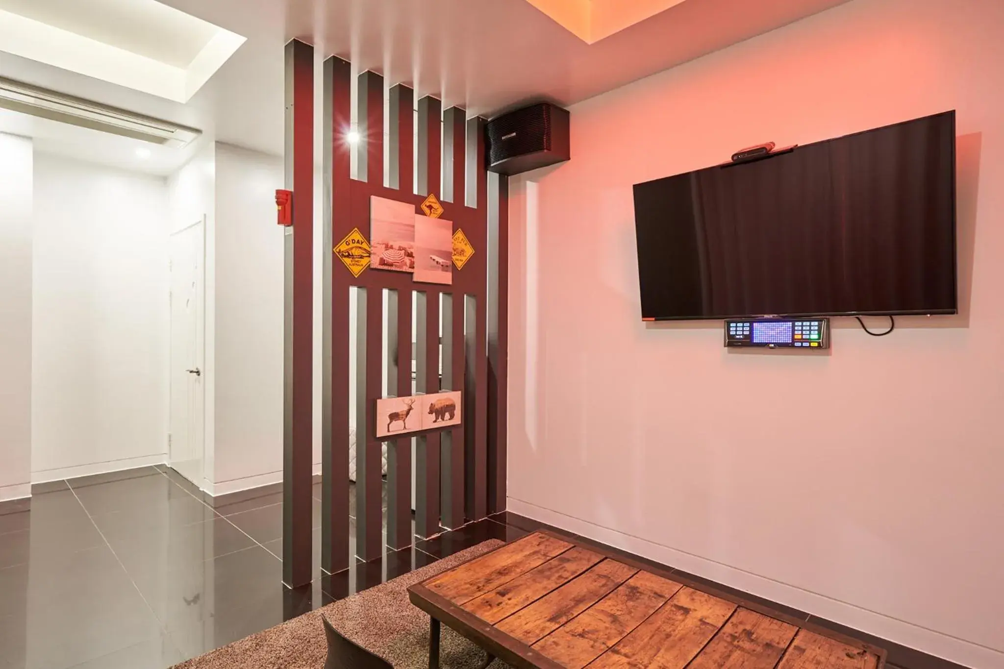 Twin Room in Show Hotel Twin Room in Show Hotel