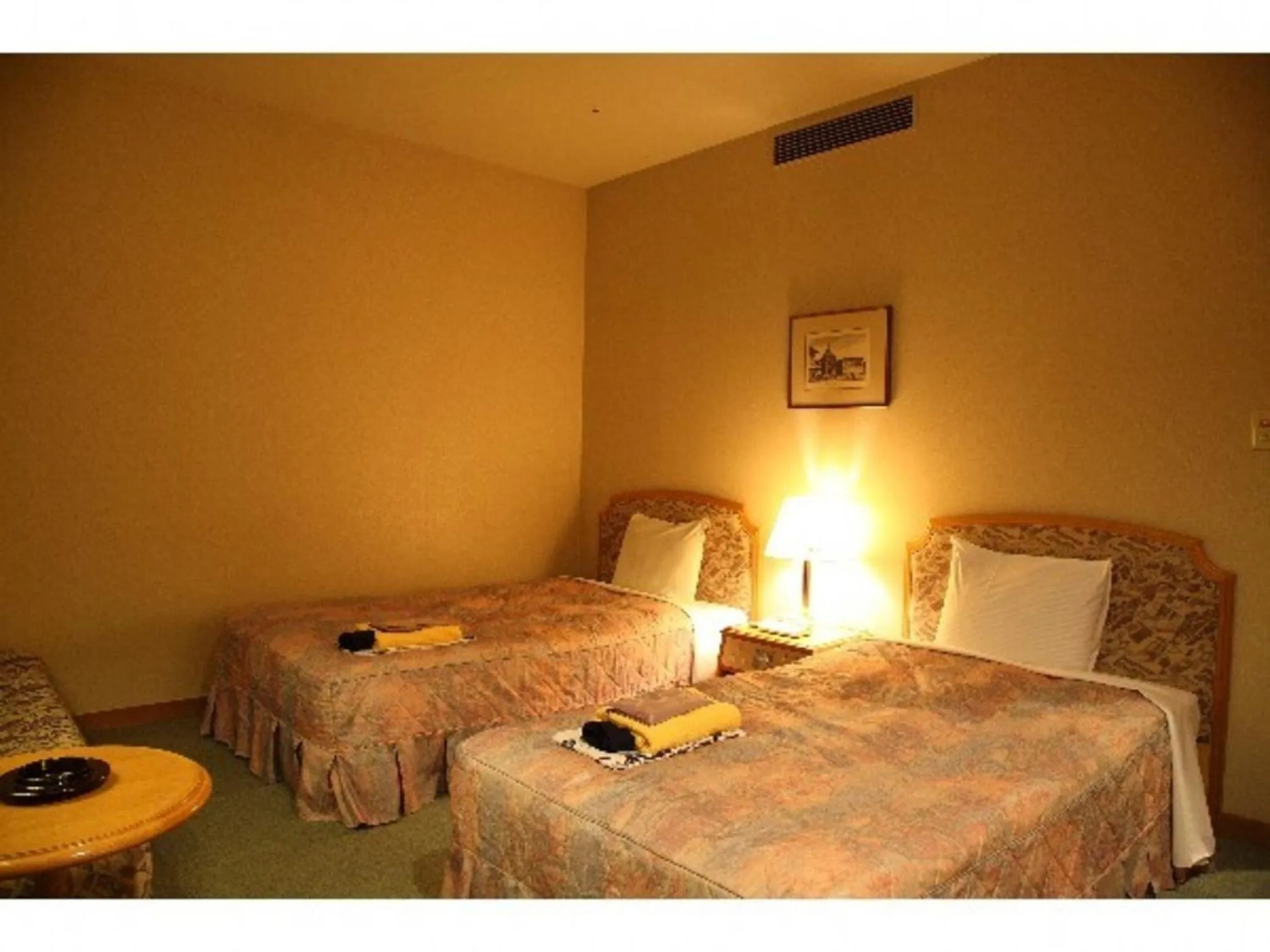 Bed in Kobe Hotel Fruit Flower