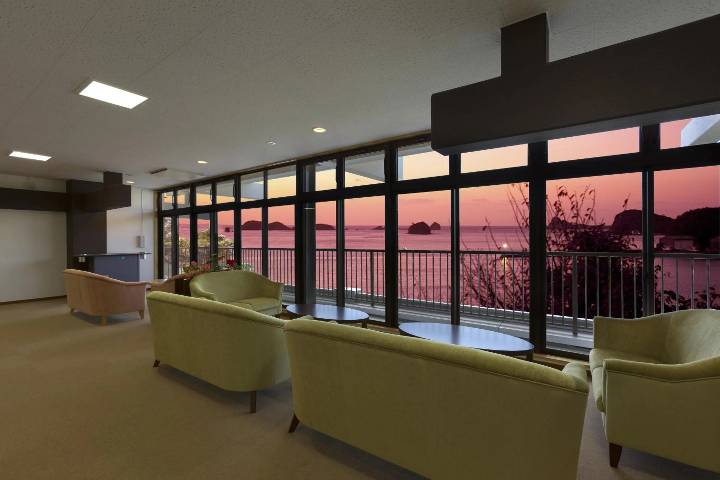 Communal lounge/ TV room in Ikijimaso