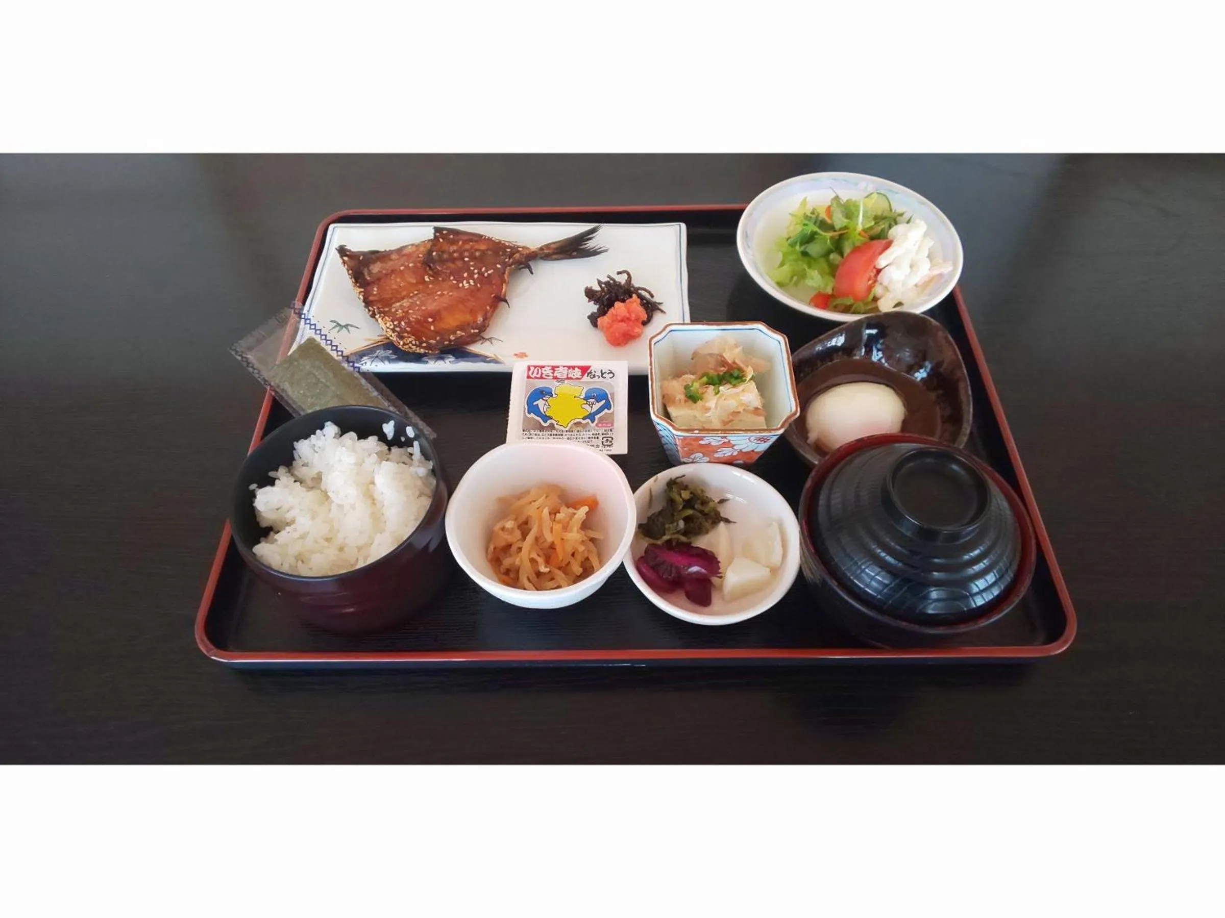 Asian breakfast in Ikijimaso