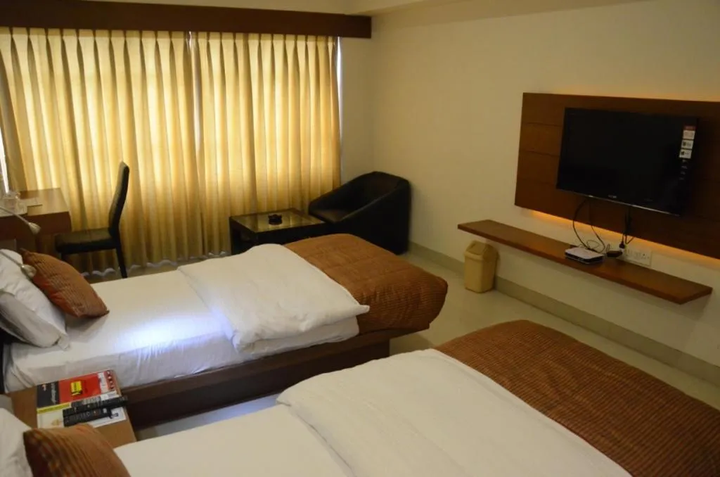 TV and multimedia, Bed in Hotel Yuvraj
