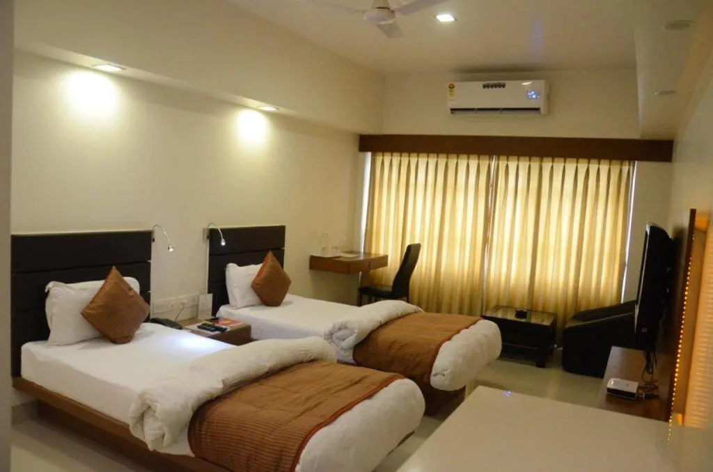 Bedroom, Bed in Hotel Yuvraj