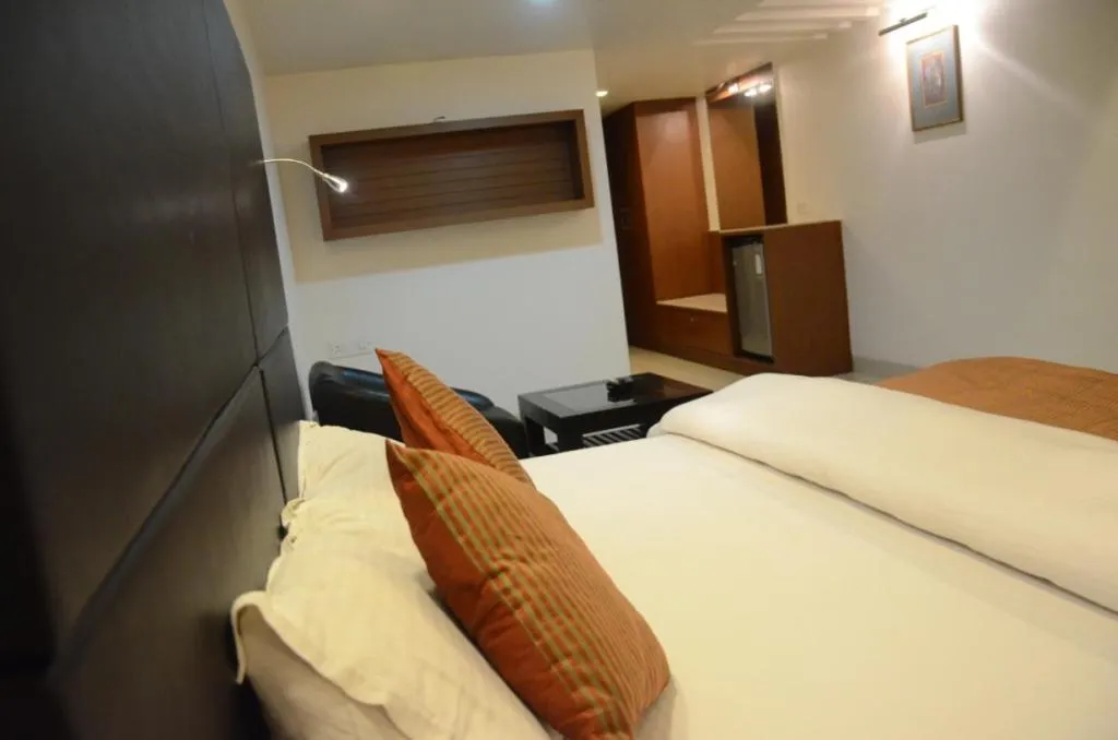 Bedroom, Bed in Hotel Yuvraj