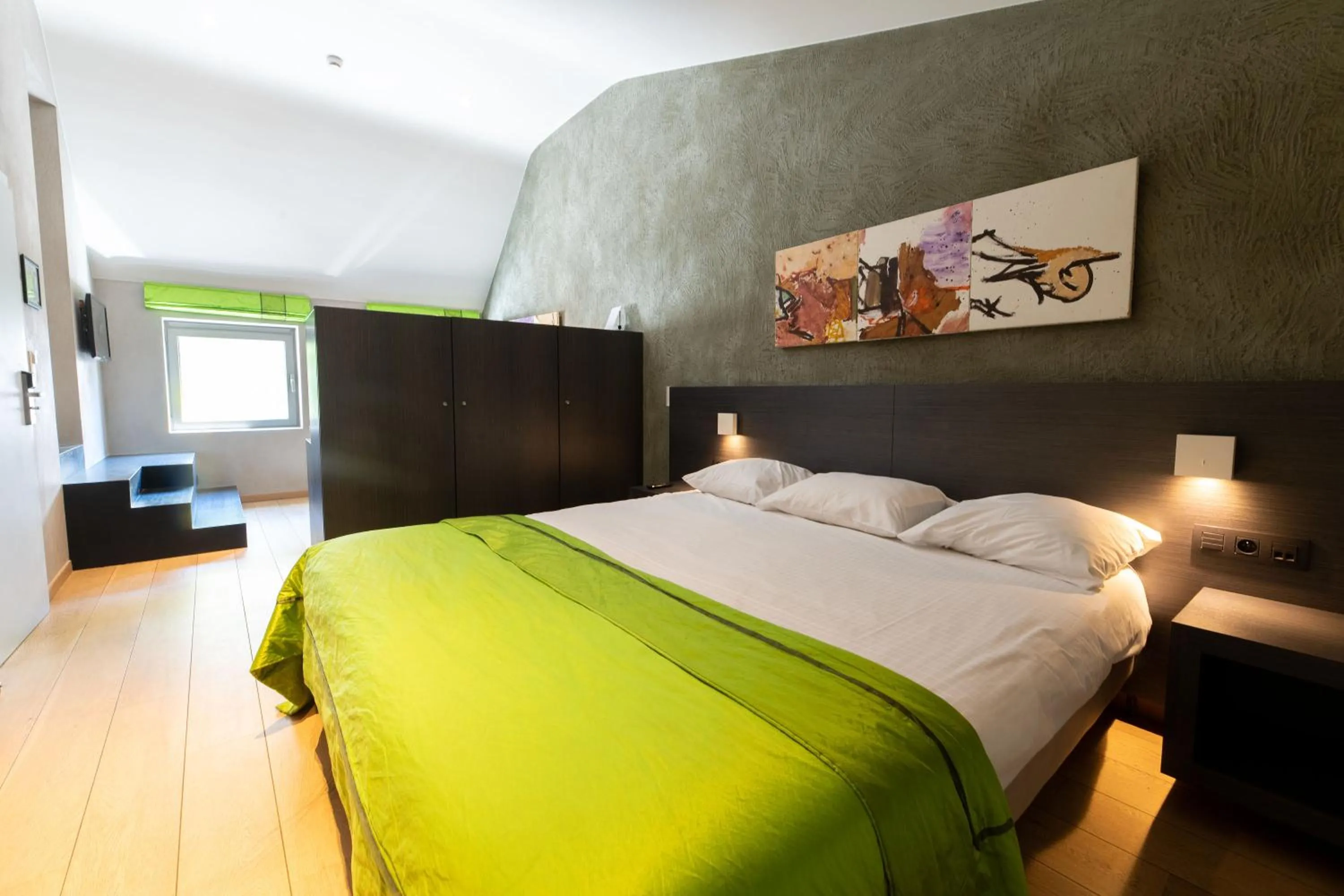 Photo of the whole room, Bed in Hotel Victoria - Maison Caerdinael