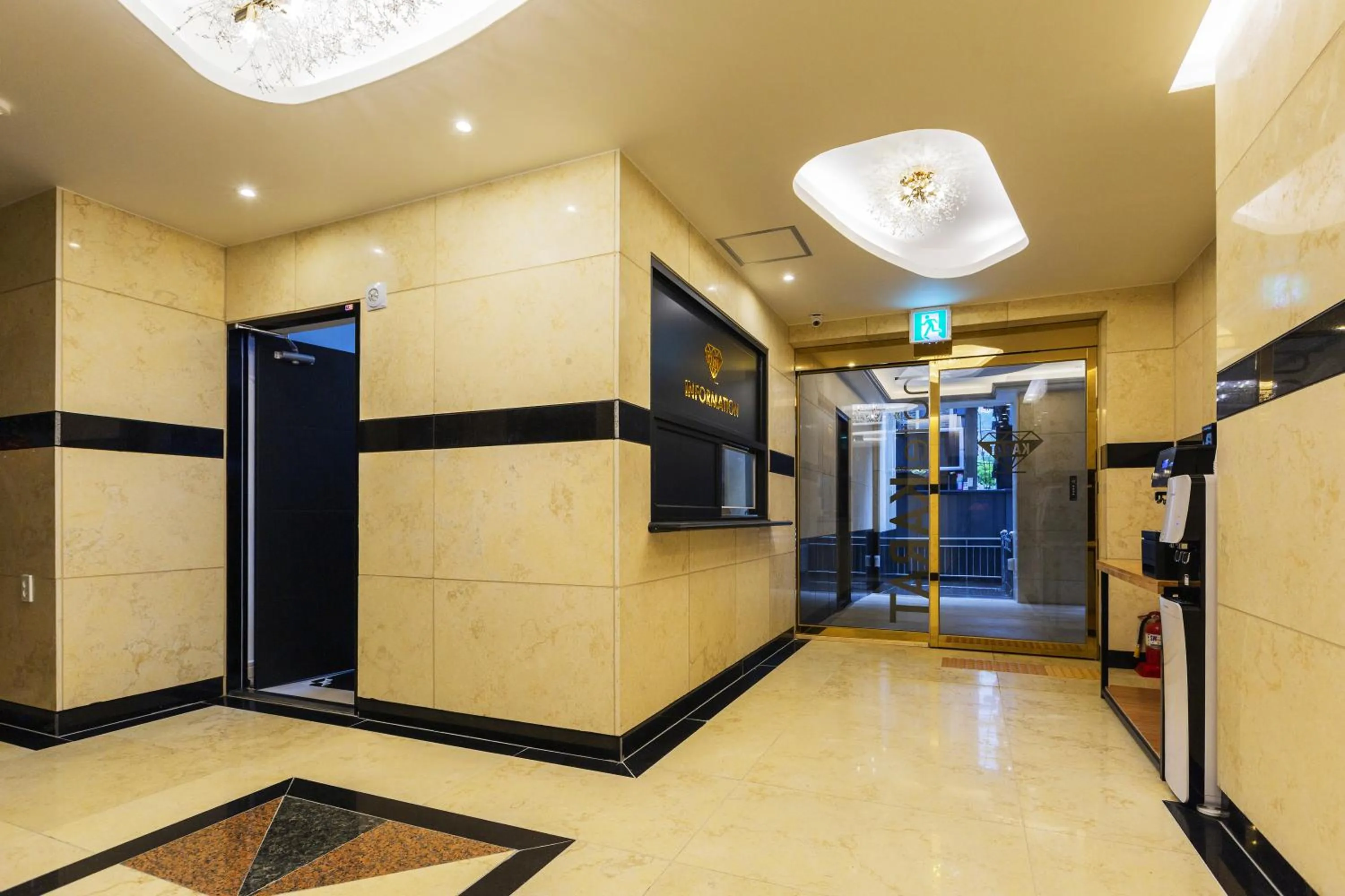 Property building in Choeup Karat Hotel