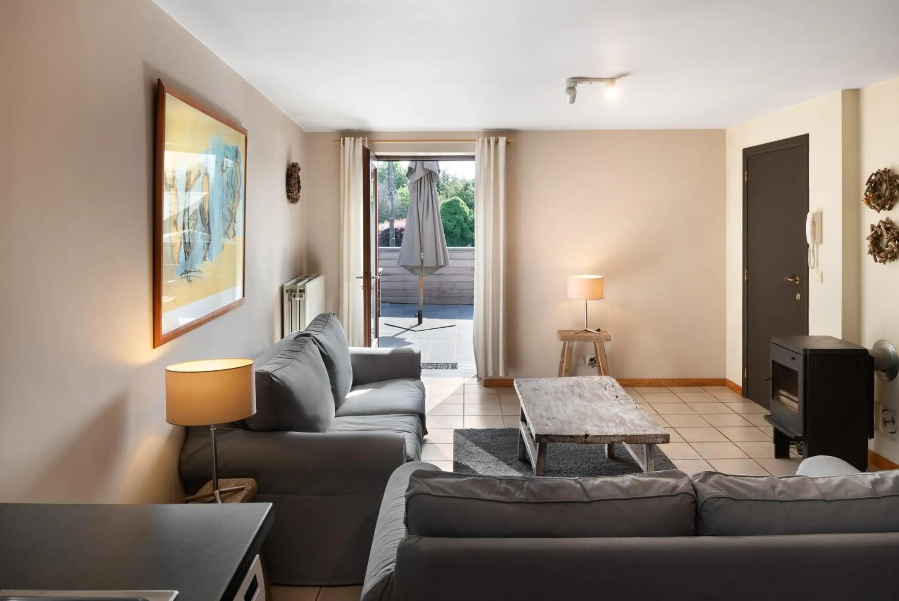 One-Bedroom Apartment in Hotel Aux Ecuries De La Reine One-Bedroom Apartment in Hotel Aux Ecuries De La Reine