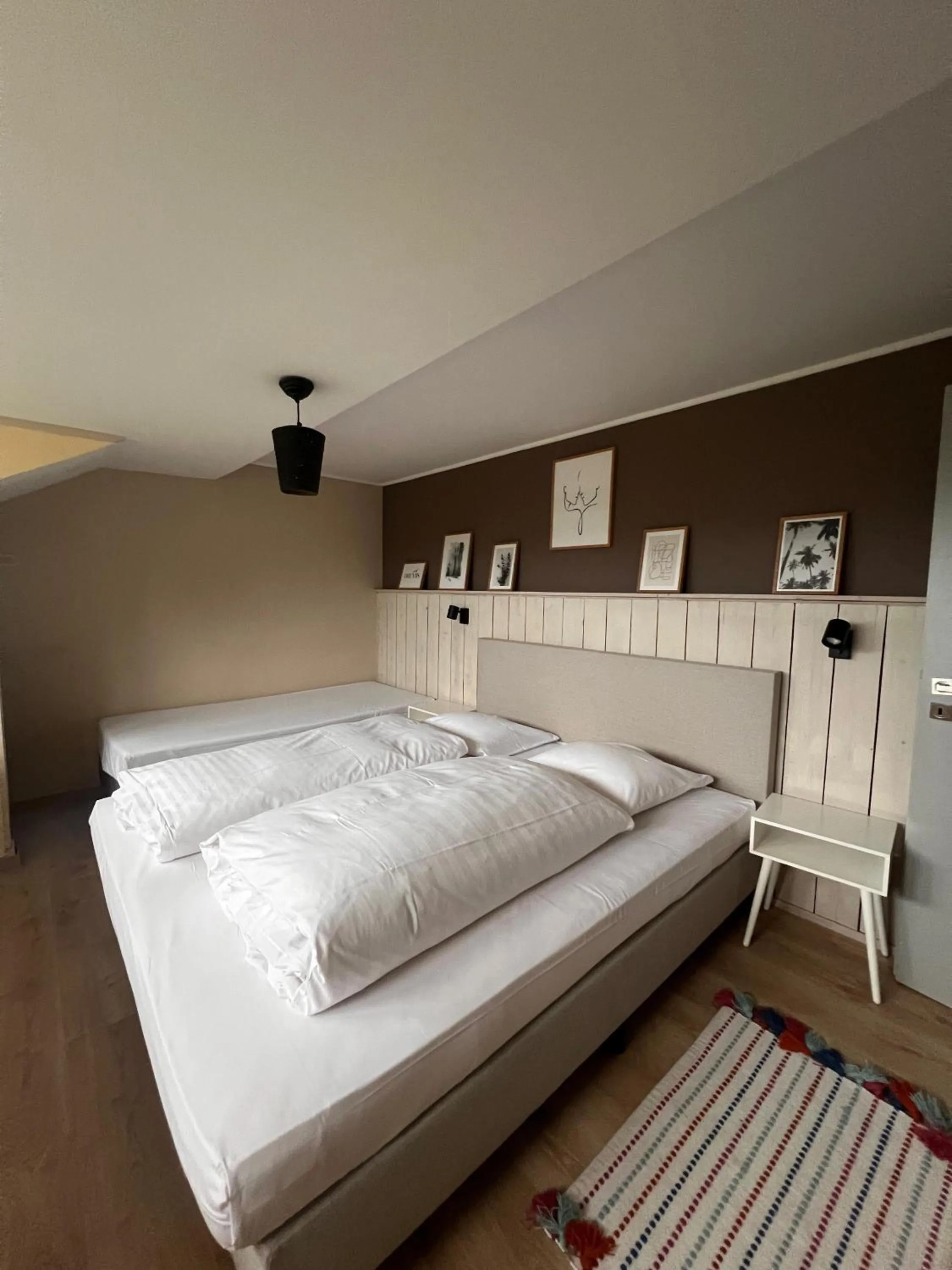 Photo of the whole room, Bed in Hotel Aux Ecuries De La Reine