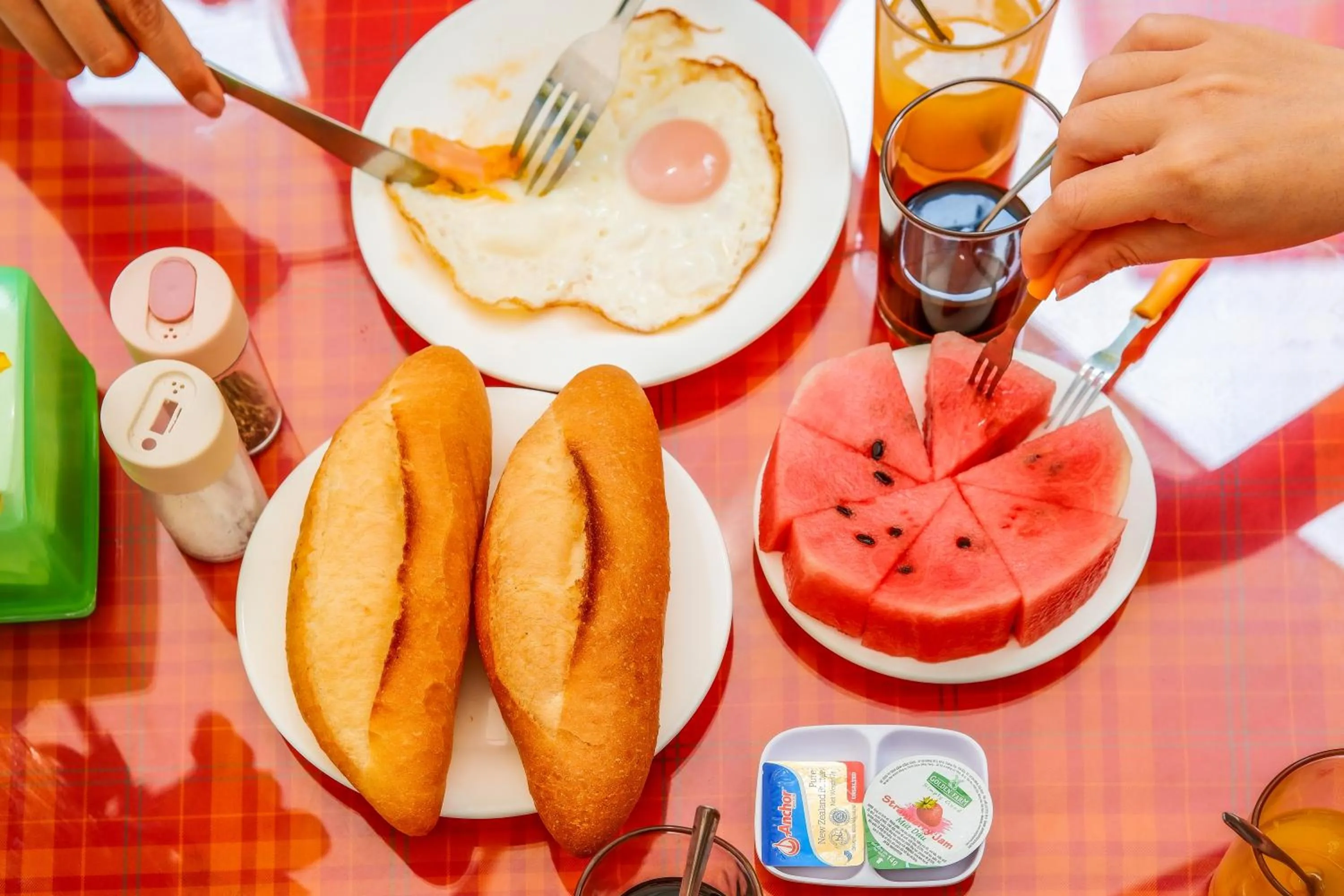 Food and drinks in Oleander Garden Homestay