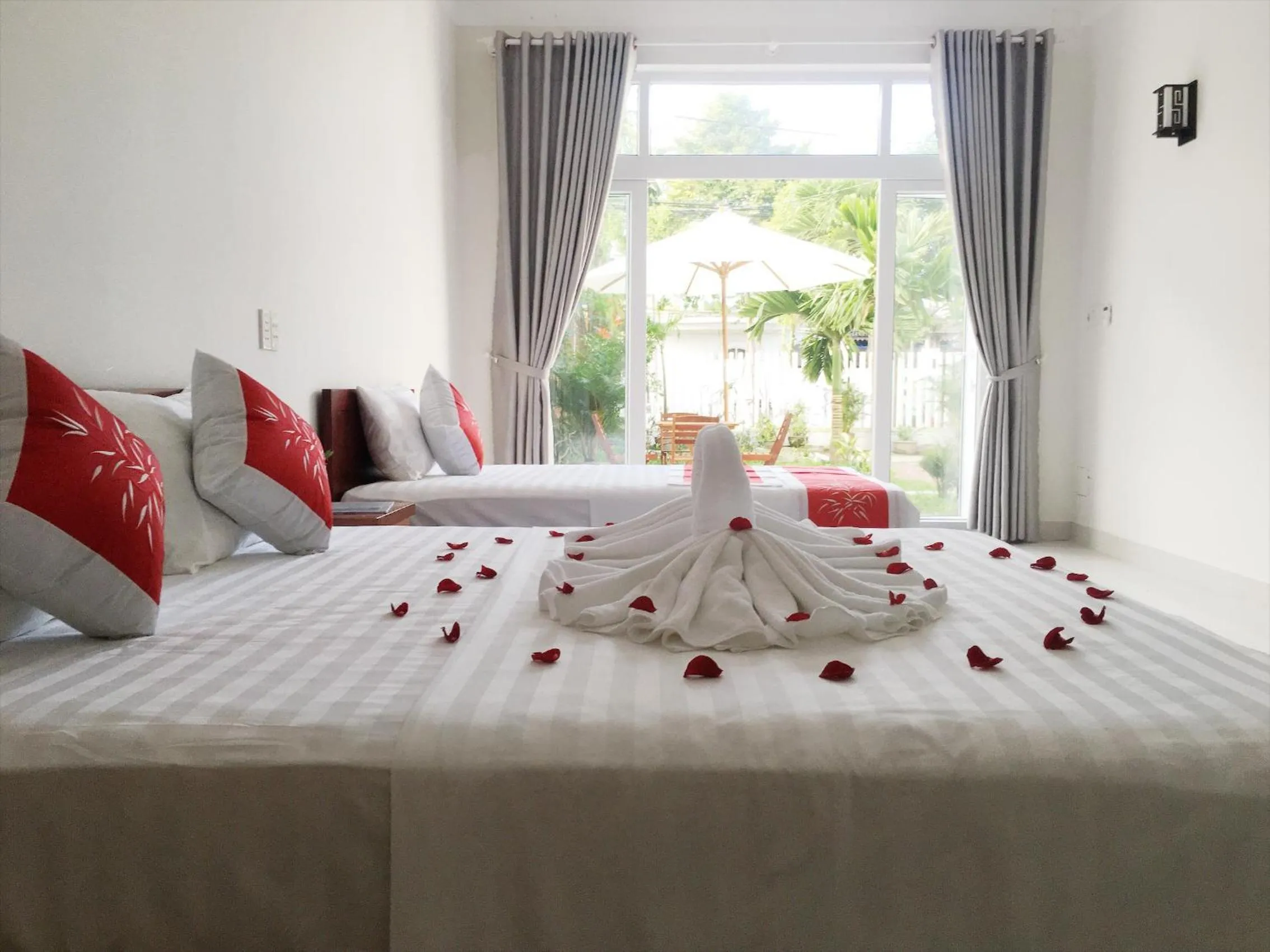 Property building, Bed in Oleander Garden Homestay