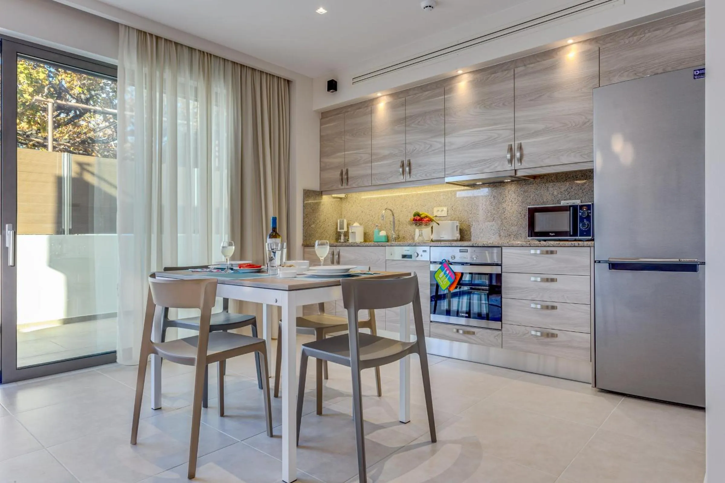 Day in Angels Suites