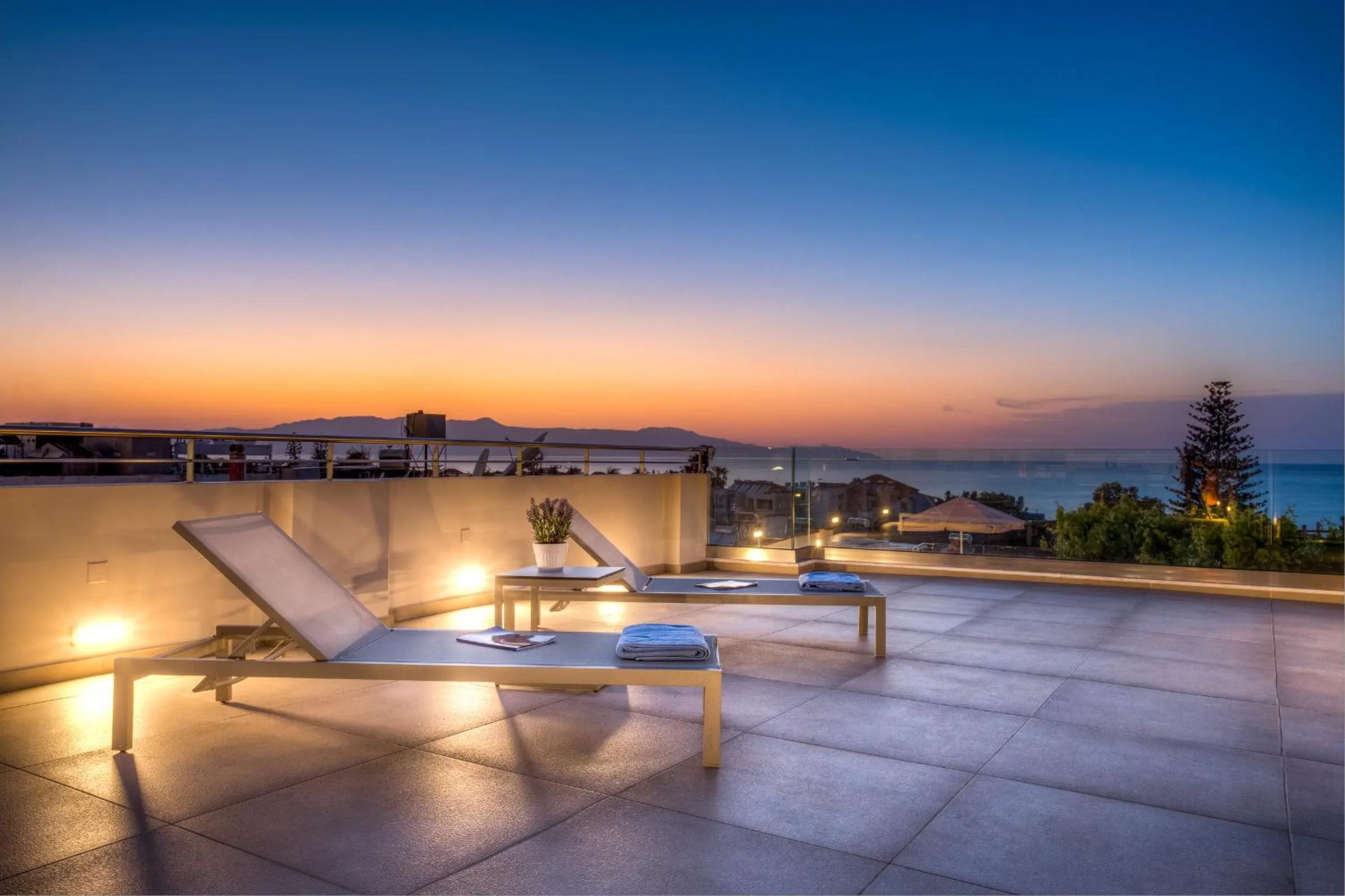 Summer in Angels Suites