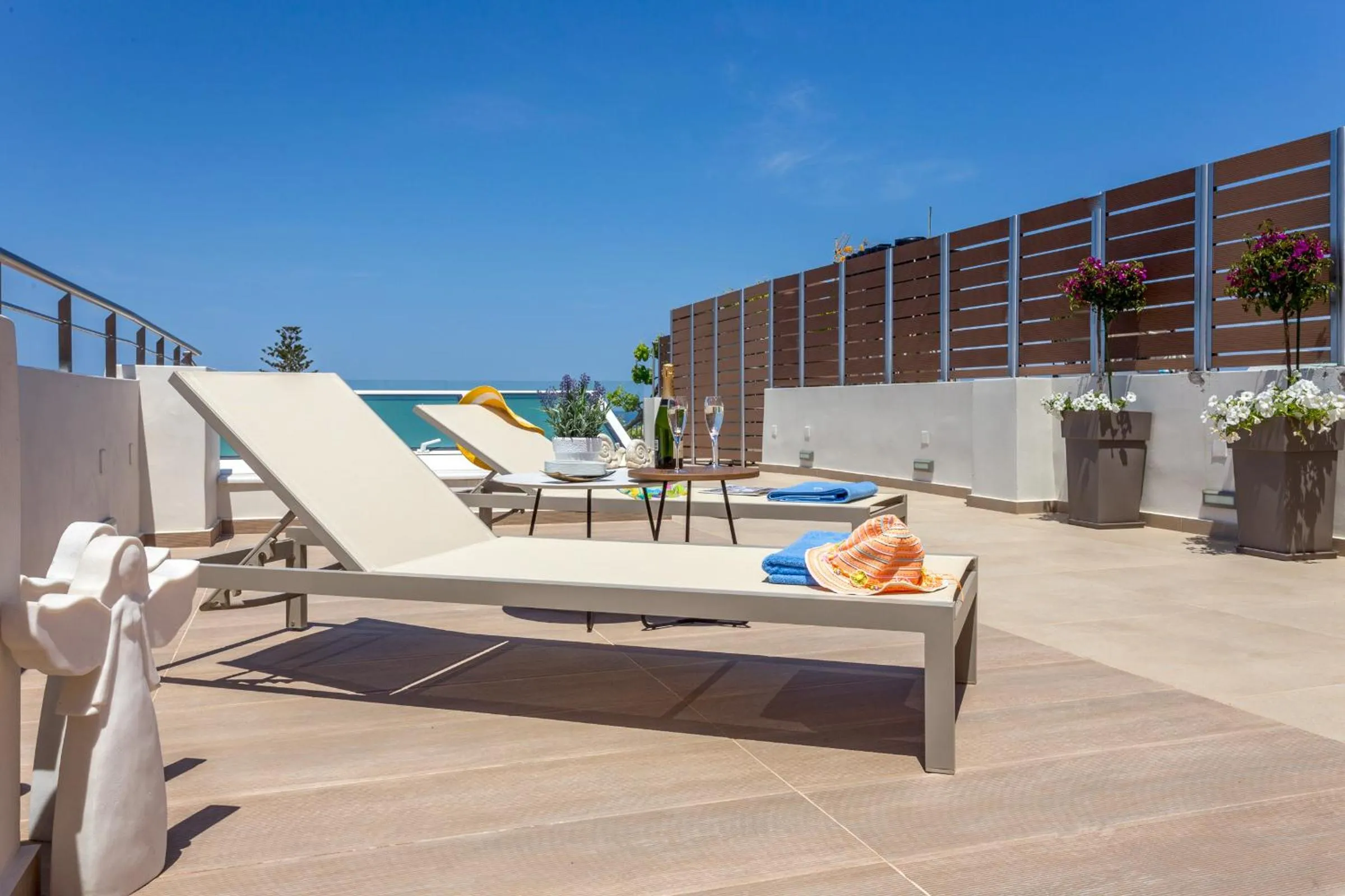 Day in Angels Suites